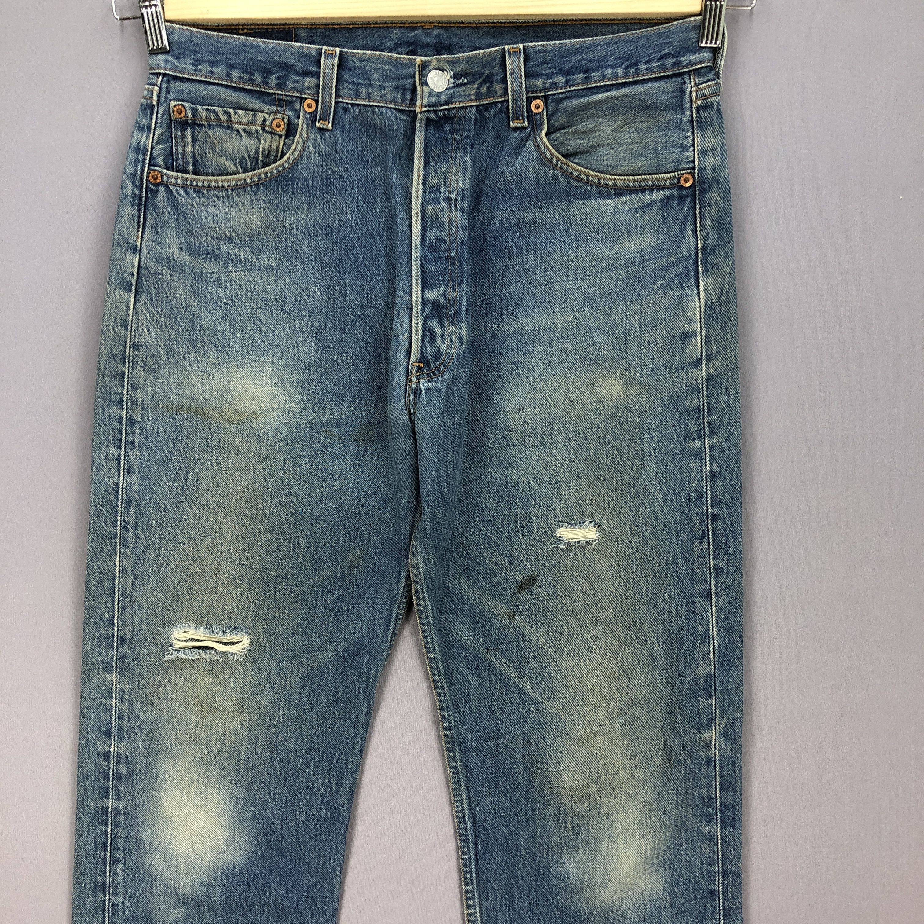 Levi's Vintage Levi's 501 Distressed Jeans Levis Light Wash Denim Size US 32 / EU 48 - 3 Thumbnail