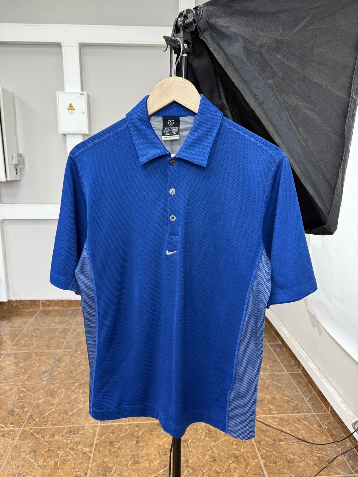 Nike × Tiger Woods 🇺🇸 Vintage 90s Nike Sphere React Golf Polo T-Shirt Rare Retro Size US M / EU 48-50 / 2 - 1 Thumbnail