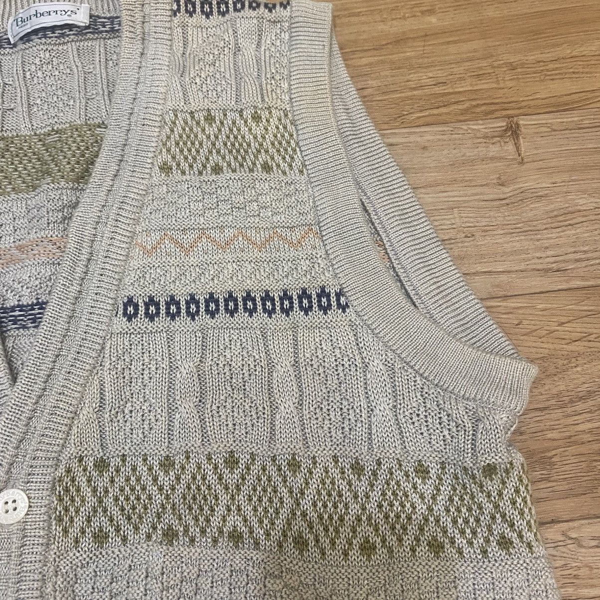 Burberry 90s Vintage Burberry's Knit Vest Size US M / EU 48-50 / 2 - 5 Thumbnail