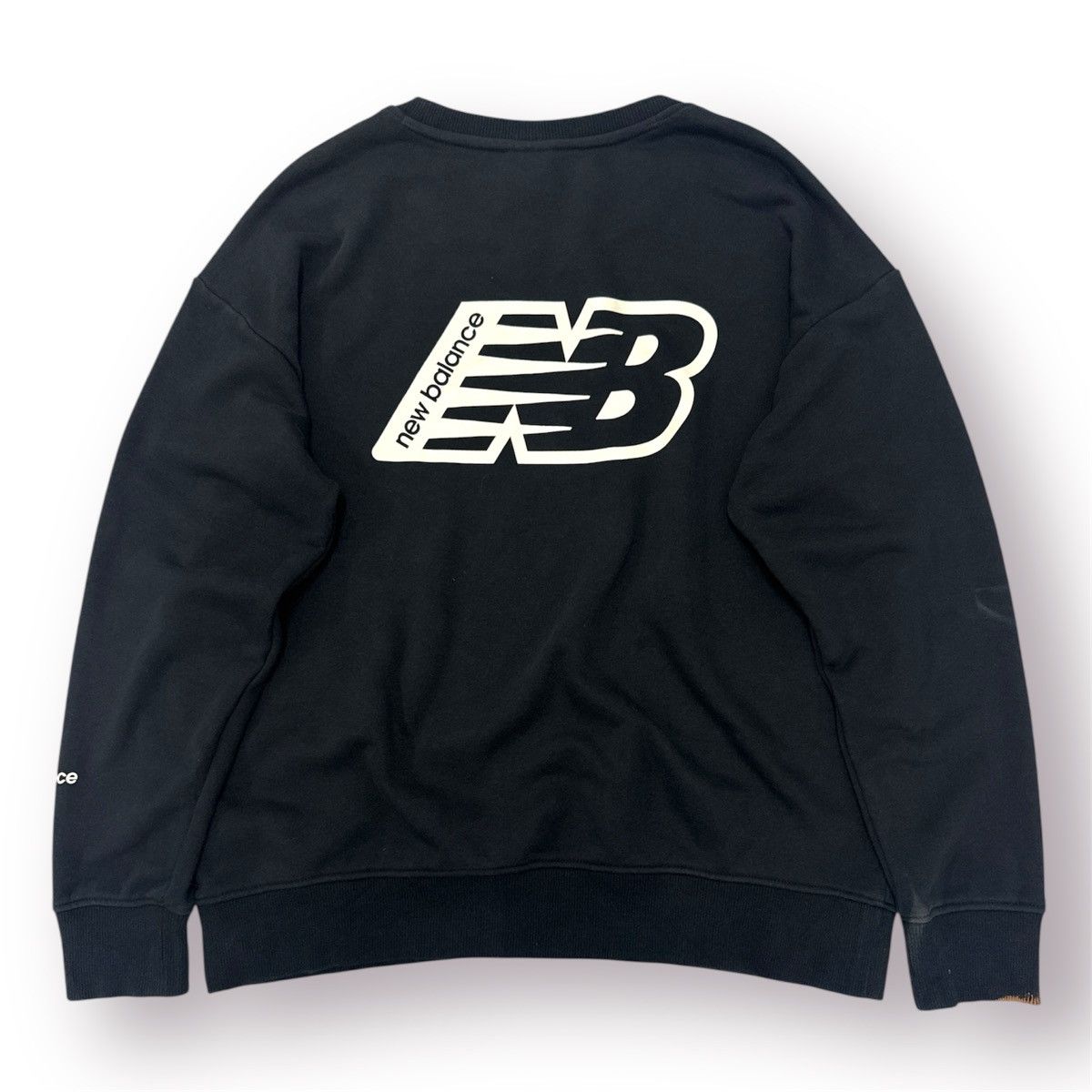 New Balance 🔥 Y2K New Balance Centre iConic Logo Boxy Sweatshirt - S Size US S / EU 44-46 / 1 - 1 Thumbnail