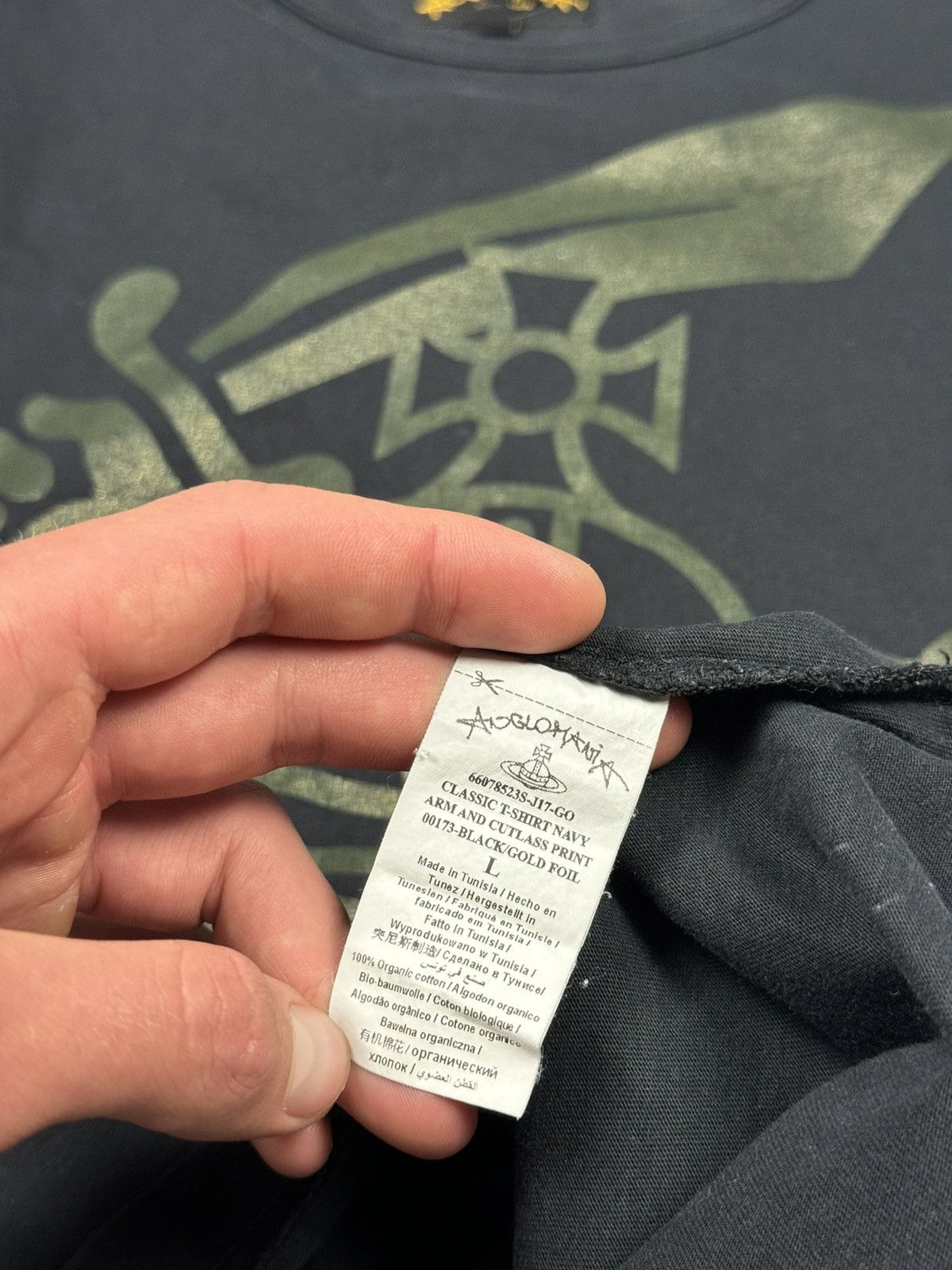 Vivienne Westwood Vivienne Westwood T-Shirt Big Logo Size L Size US L / EU 52-54 / 3 - 9 Thumbnail