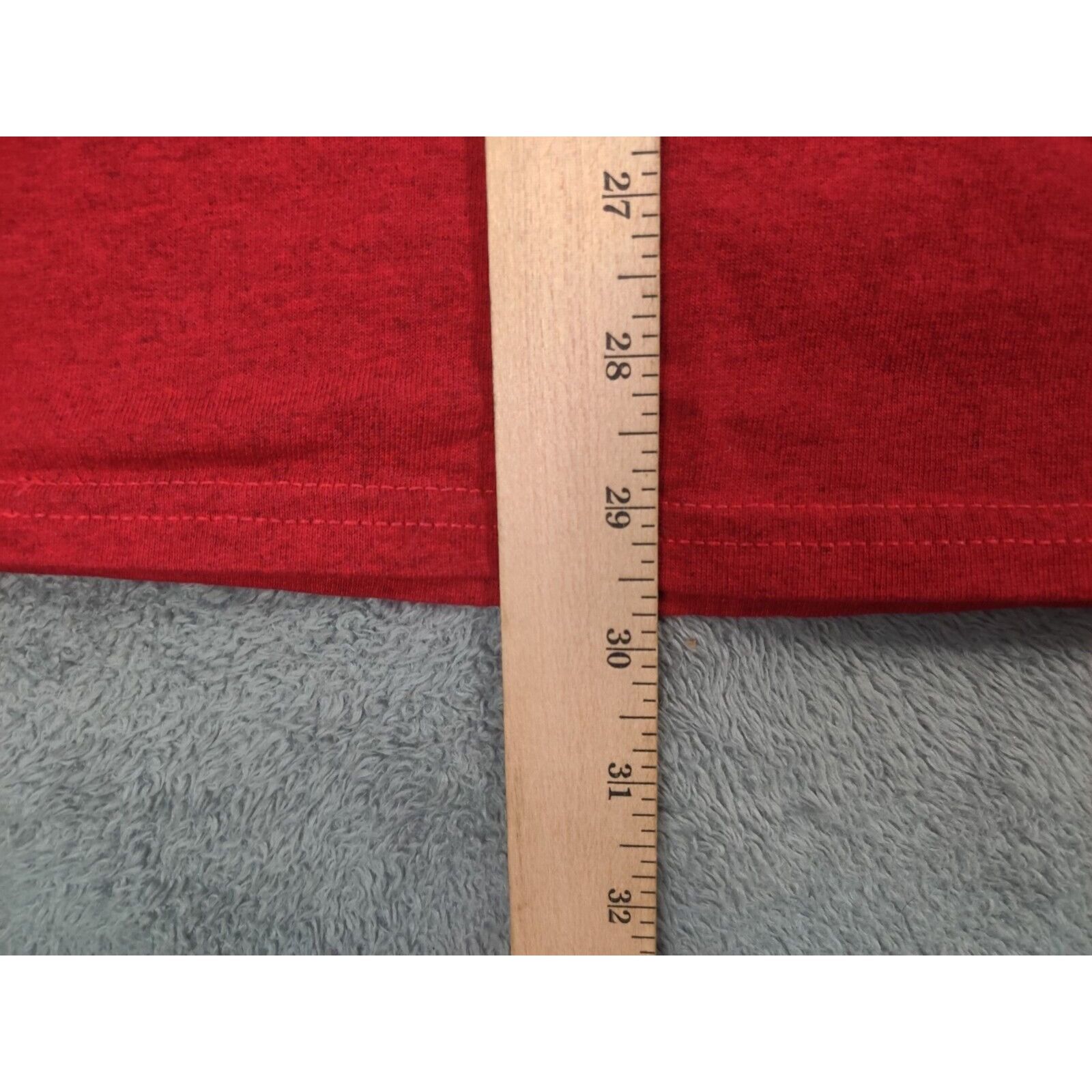 Gildan Les Blancs Shirt Adult Men Red XL The White Play by American Size US XL / EU 56 / 4 - 8 Thumbnail