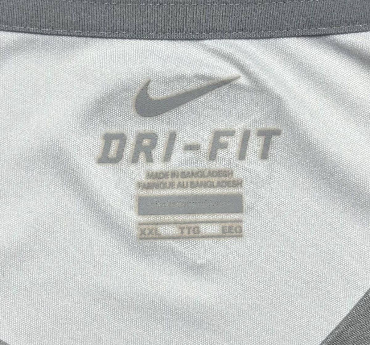 Nike Juventus 2011 2012 Pre-Match Shirt Jersey Long Sleeve Nike Size US XXL / EU 58 / 5 - 14 Thumbnail