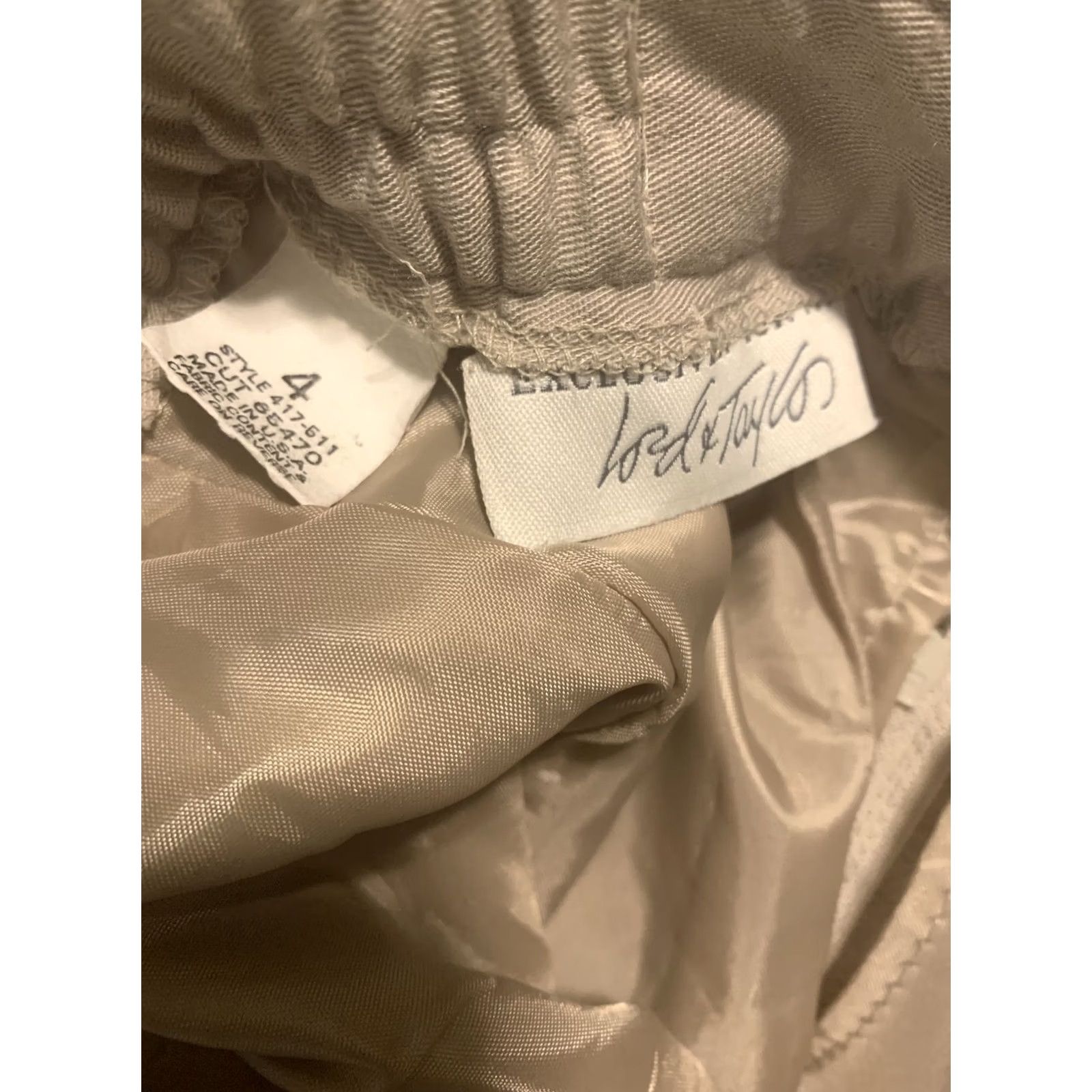 Lord & Taylor VINTAGE LORD & TAYLOR Pleated Front Pencil Skirt Women’s Sz 4 khaki Beige Knee Length — Mens? Size 27" / US 4 / IT 40 - 4 Thumbnail