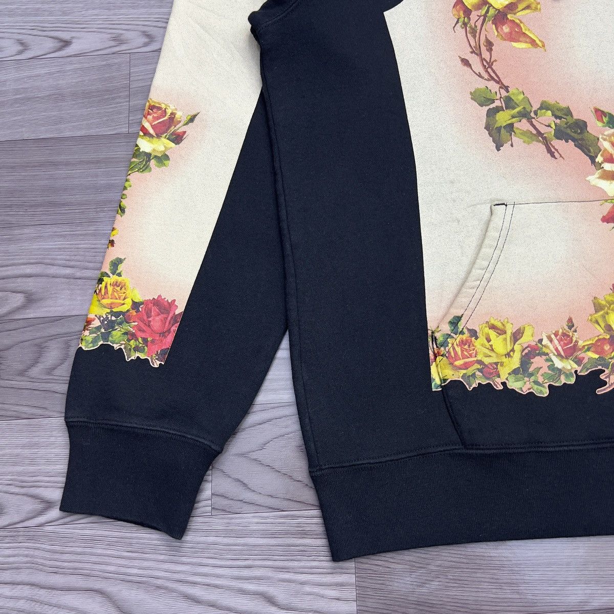 Jean Paul Gaultier × Supreme Supreme x Jean Paul Gaultier Floral Print Hooded Sweatshirt Size US M / EU 48-50 / 2 - 15 Thumbnail