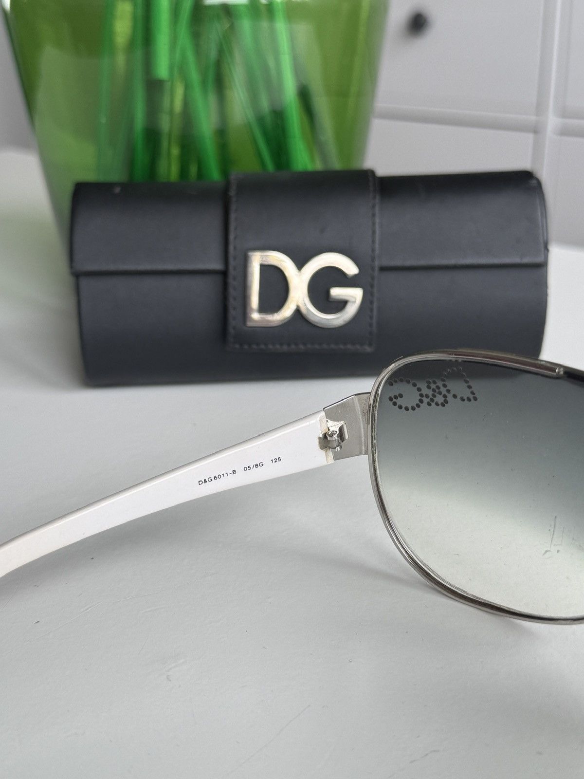 Designer Vintage y2k Dolce & Gabbna shield sunglasses avantgarde rare Size ONE SIZE - 7 Thumbnail