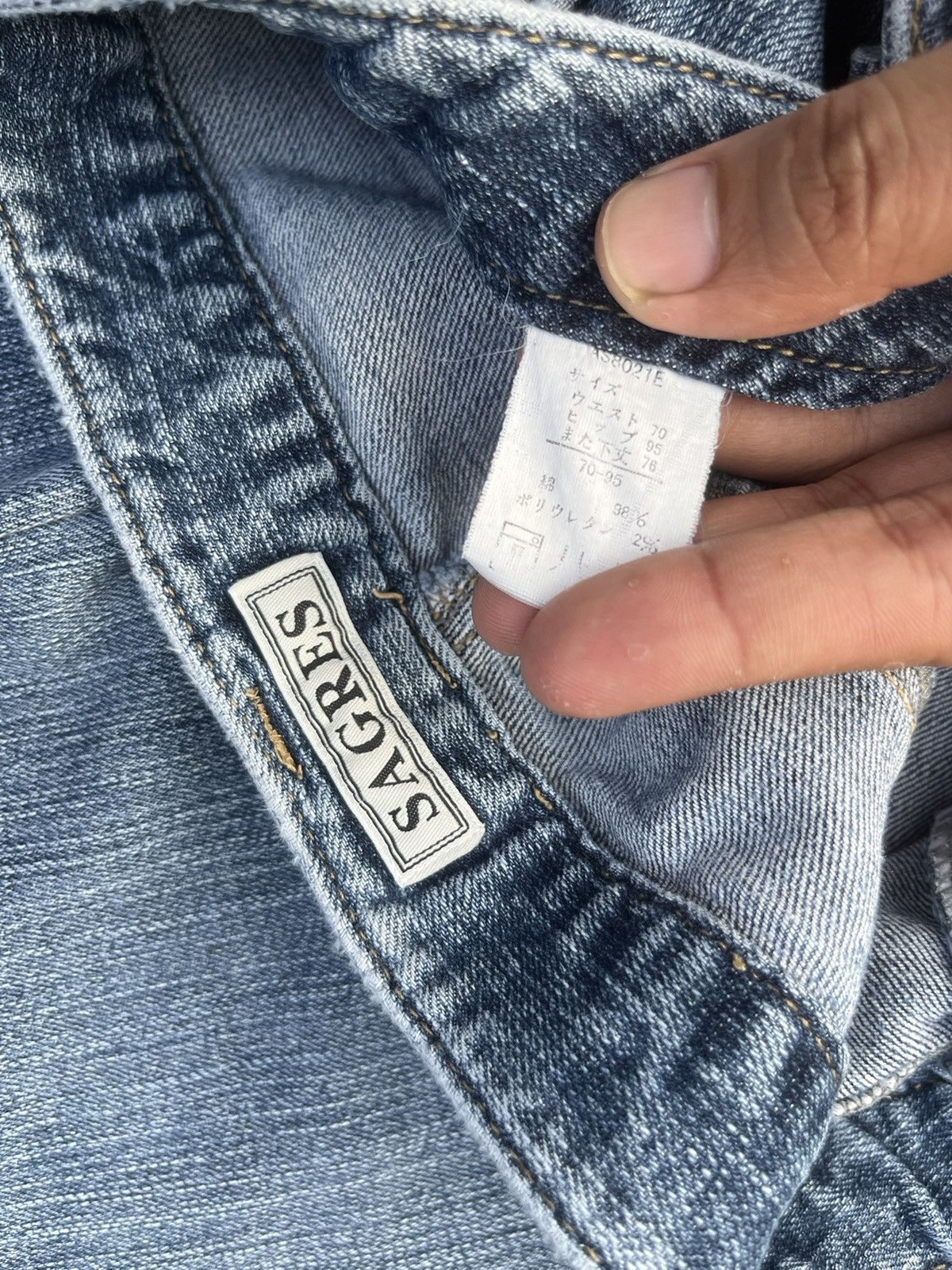 Japanese Brand Vintage Japanese Brand Mid Rise Blue Washed Sick Flare Jeans Size US 30 / EU 46 - 7 Thumbnail