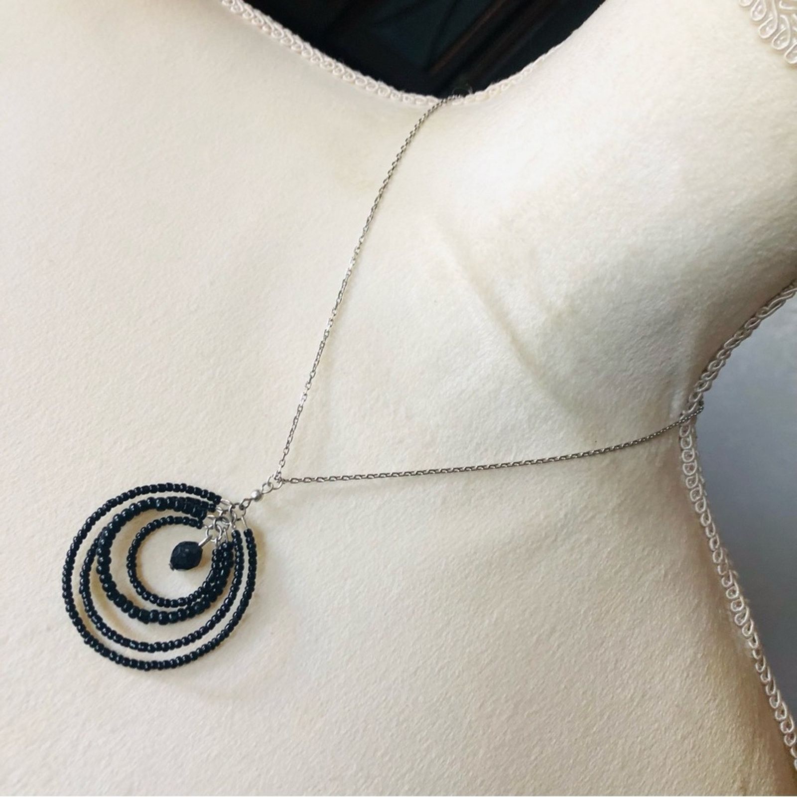 Handmade Hand crafted seed bead spiral globe necklace Size ONE SIZE - 1 Thumbnail