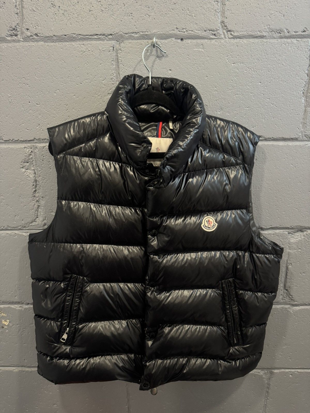 Moncler Moncler vest black Size US L / EU 52-54 / 3 - 1 Thumbnail