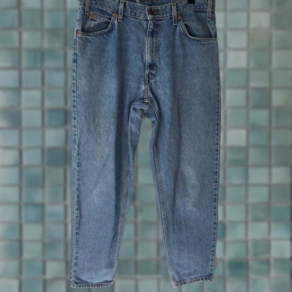Levi's VINTAGE Levi's Jeans Tapered Leg Relaxed Fit Blue Denim Size 34X32 Men's 90s Retro Size US 34 / EU 50 - 1 Thumbnail