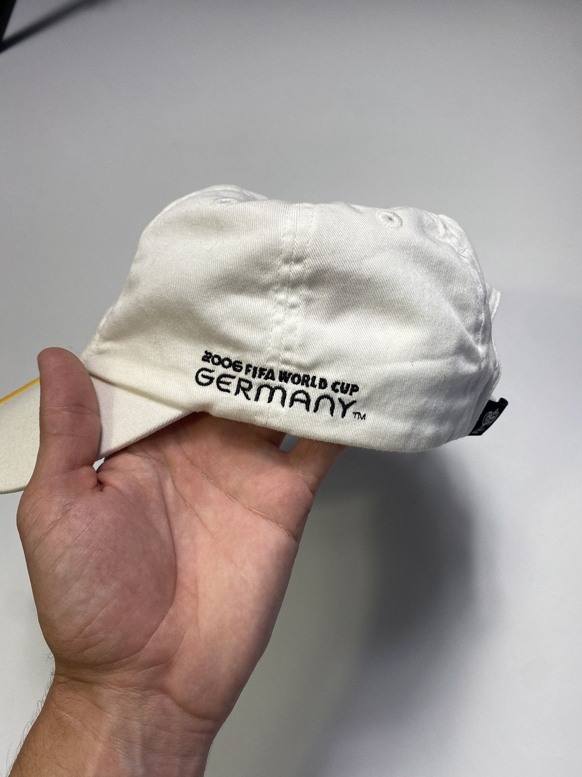 Adidas Vintage FIFA World Cup Germany 2006 Cap Size ONE SIZE - 4 Thumbnail