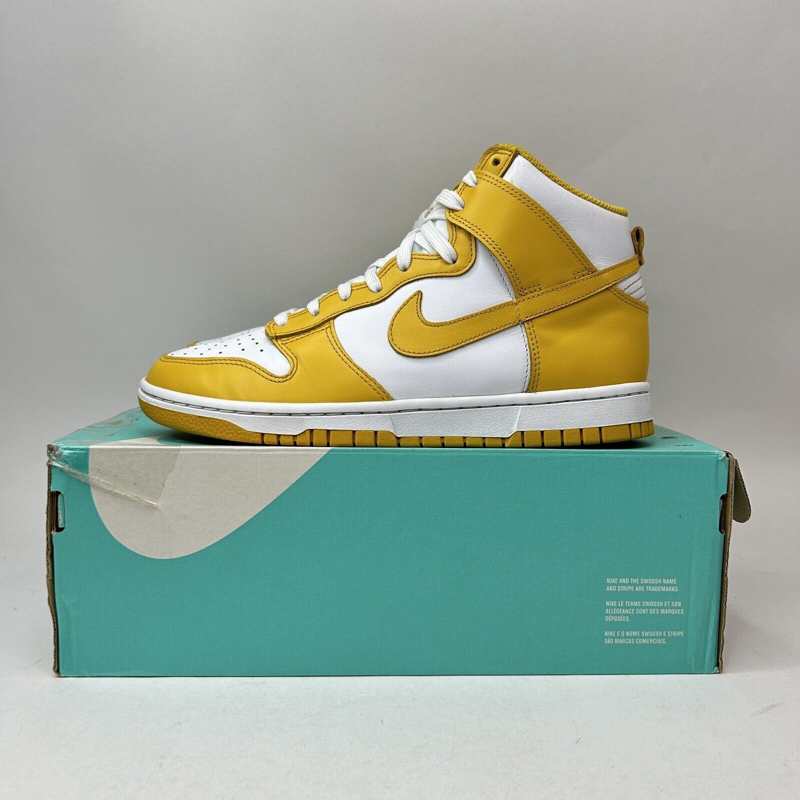 Nike Nike Shoes Dunk High WMNS “Dark Sulfur” 2023 Size US 9 / IT 39 - 6 Thumbnail