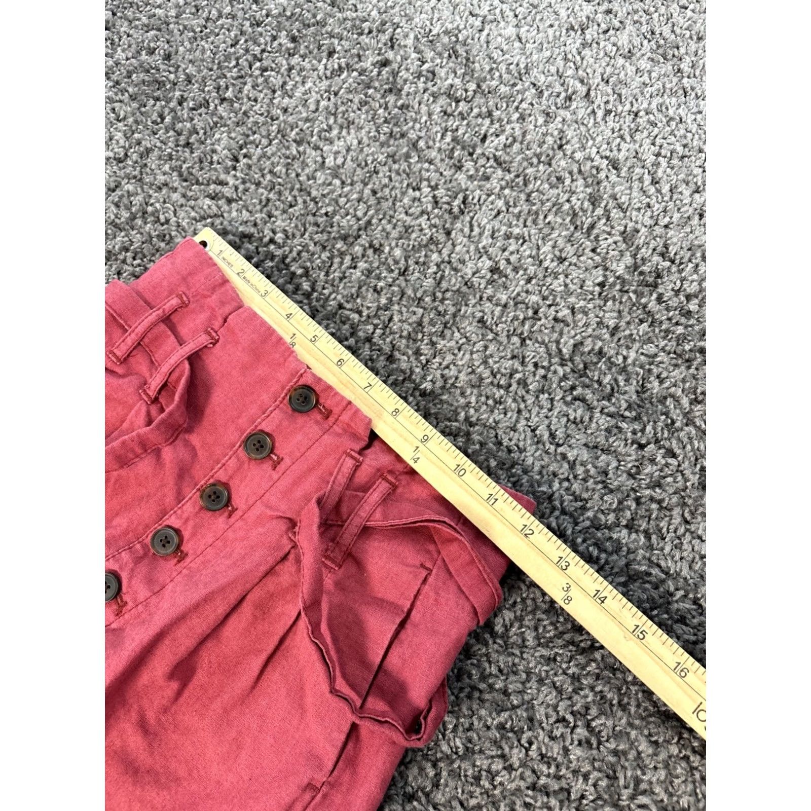 Abercrombie & Fitch VINTAGE Abercrombie Skirt Shorts Womens XXS Button Red Mini Linen Y2K Academia 2XS Womens Size 24" / US 00 / IT 34 - 3 Thumbnail