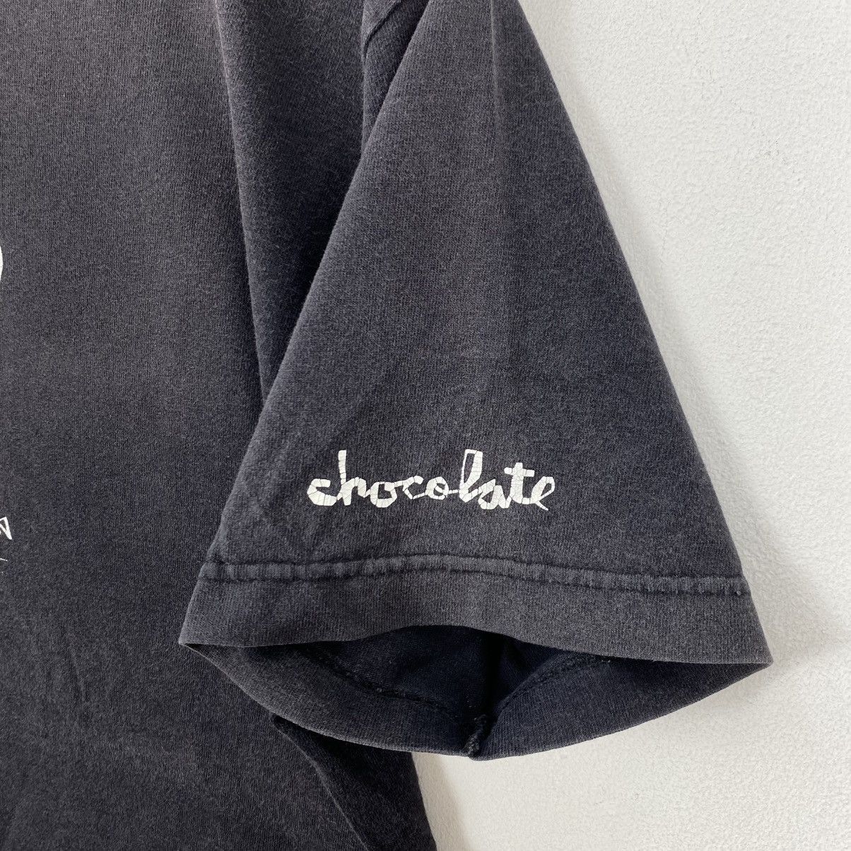 Vintage Vintage Chocolate Skateboards Roller Skate Tee Size M Black Size US M / EU 48-50 / 2 - 5 Thumbnail