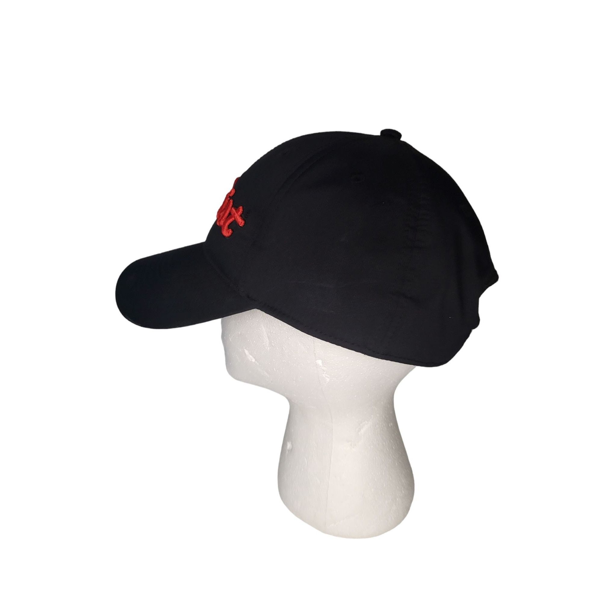 Titleist Titleist Golf Hat Adjusted Strap Black Red Athleisure OS Cas Size ONE SIZE - 2 Thumbnail