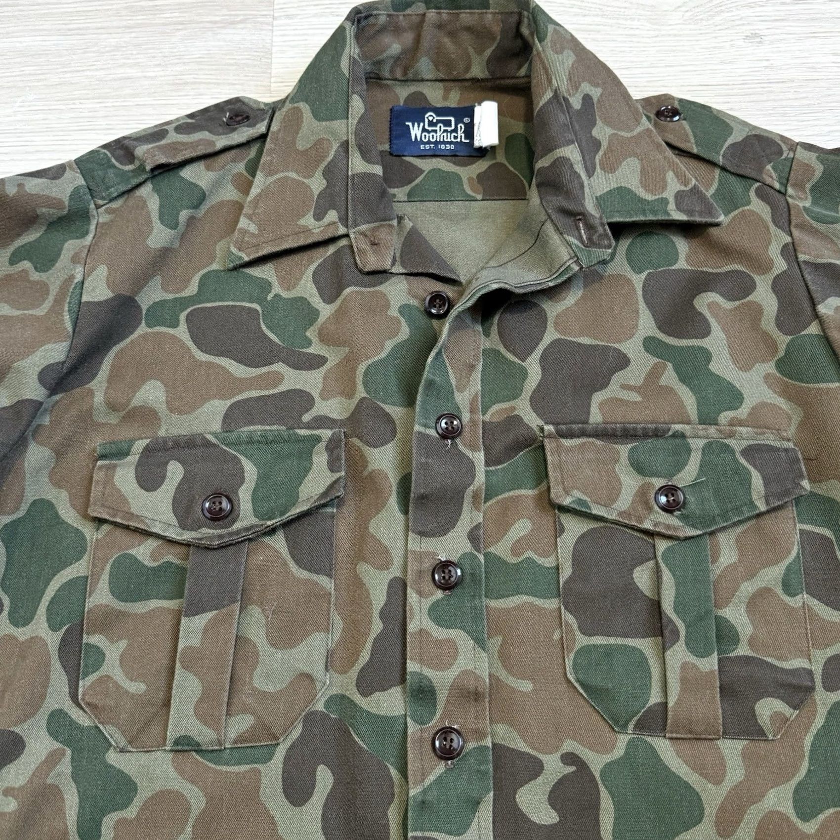 Vintage VINTAGE Woolrich Button-Up Shirt Shacket Green Camouflage Wool Flannel Wool Duck Frog Skin Pockets Size M Mens Size US M / EU 48-50 / 2 - 7 Thumbnail