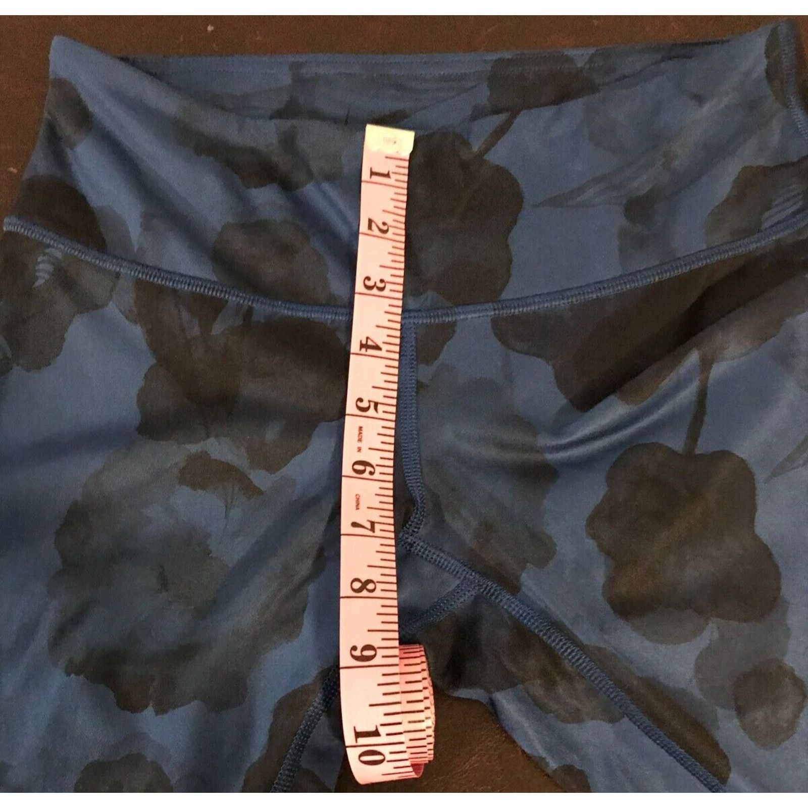 Lululemon Lululemon Wunder Under Crop II *Full-On Luxtreme Size 28" / US 6 / IT 42 - 7 Thumbnail