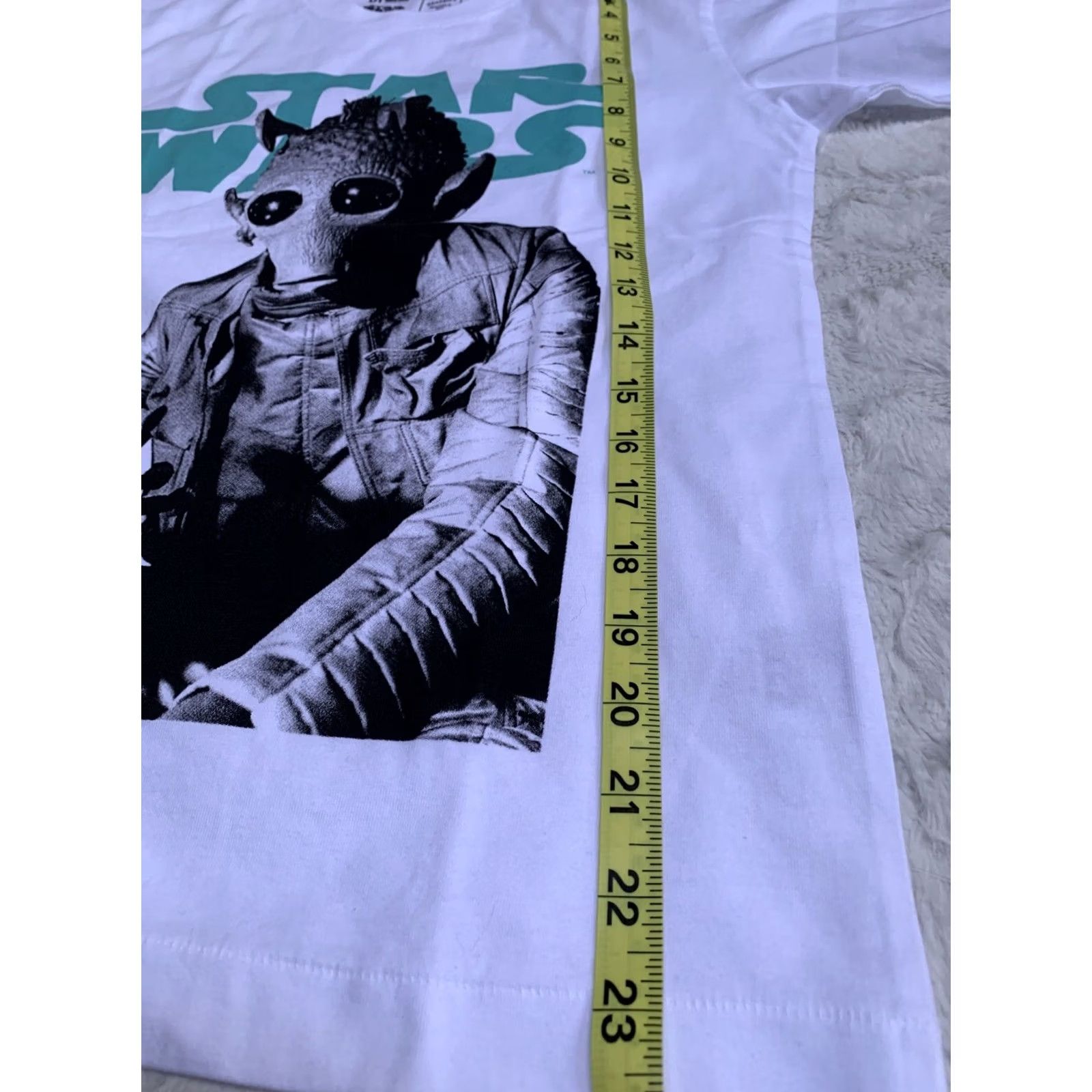 Uniqlo VINTAGE Uniqlo Star Wars Nigo Graphic T-Shirt Short Sleeve White Mens XXS NWT Size US XXS / EU 40 - 6 Thumbnail