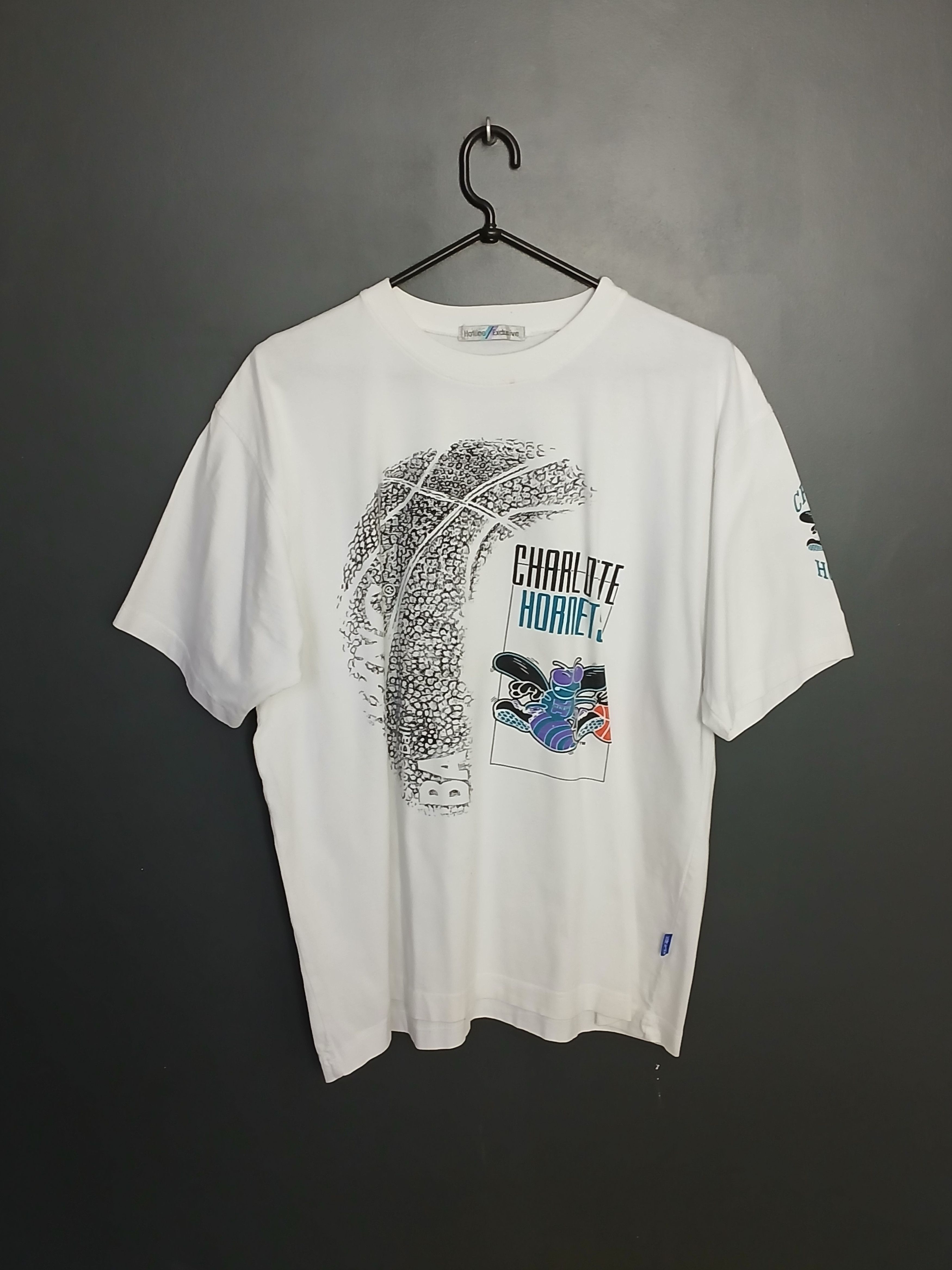 NBA NBA Charlotte Hornets Basketball T-Shirt Size US L / EU 52-54 / 3 - 1 Thumbnail