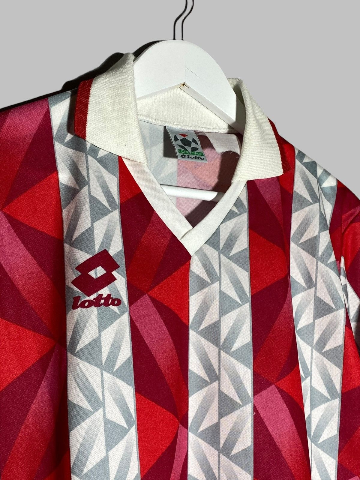 Vintage 🔥 90s LOTTO CALCIO ITALIA GEOMETRIC JERSEY AC MILAN VIBES Size US XS / EU 42 / 0 - 3 Thumbnail