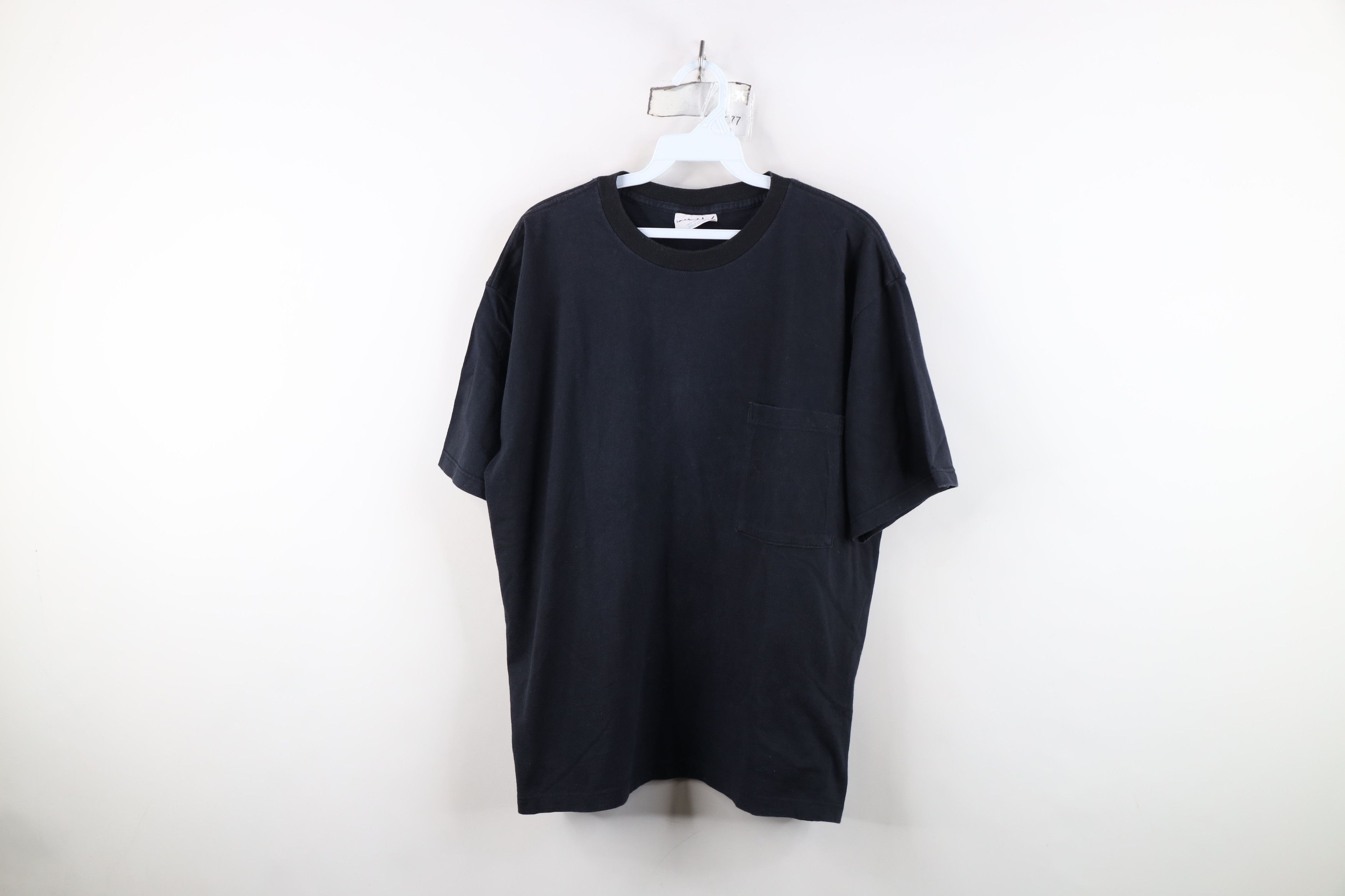 Vintage Vintage 90s Streetwear Blank Pocket T-Shirt Black Cotton USA Size XXL / US 16-18 / IT 52-54 - 1 Thumbnail