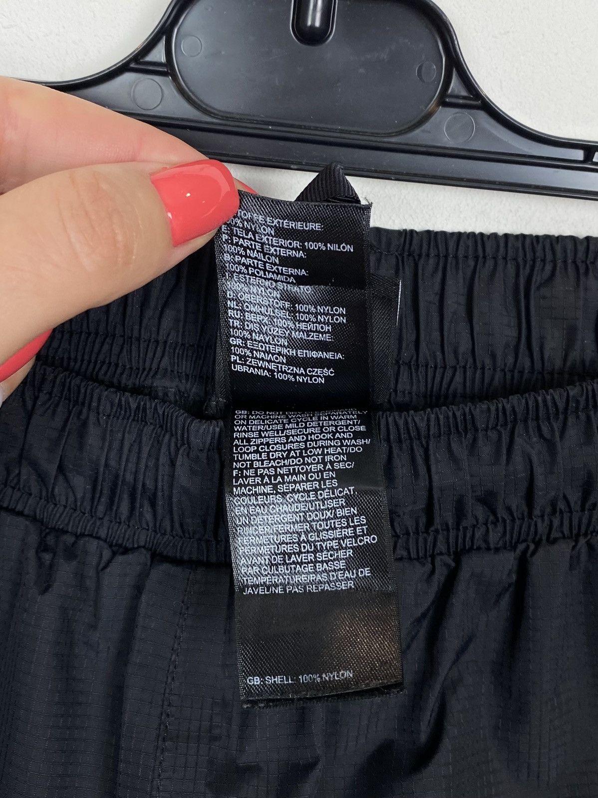 The North Face The North Face HyVent 2.5L Hiking Pants Women’s Size S Black Size 26" / US 2 / IT 38 - 11 Thumbnail