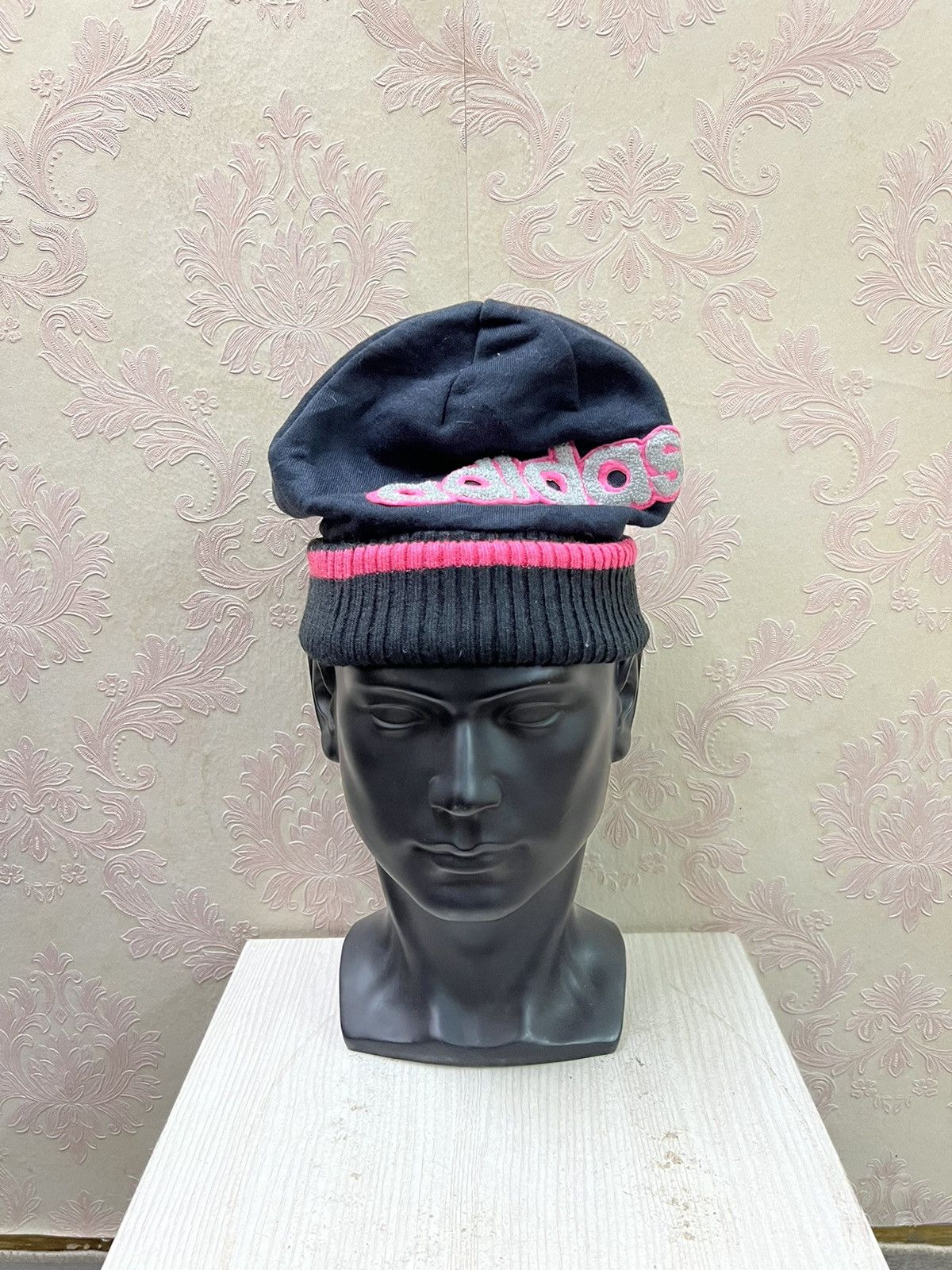 Adidas Vintage Adidas Spell Out Beanie hats Size ONE SIZE - 2 Thumbnail