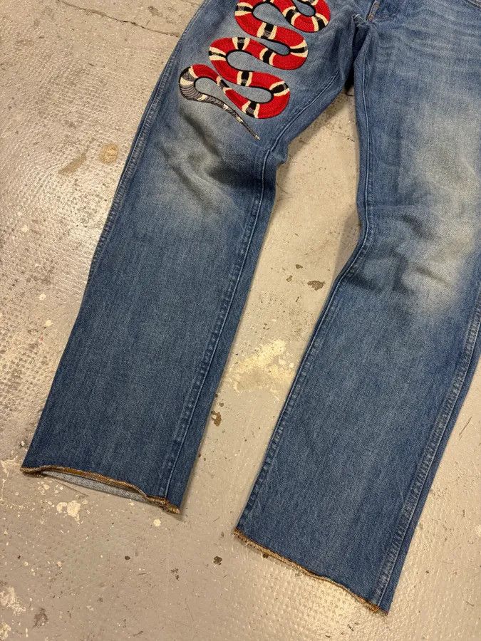 Gucci 2016 Gucci Snake Emboired Denim Jeans Size US 30 / EU 46 - 6 Thumbnail
