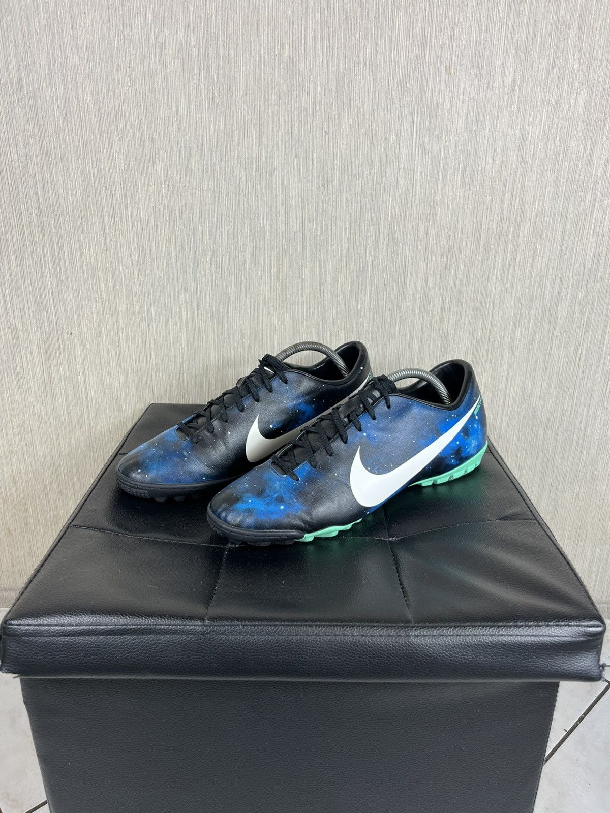 Nike Vintage Nike mercurial CR7 victory 4 galaxy soccer shoes y2k Size US 11.5 / EU 44-45 - 2 Thumbnail