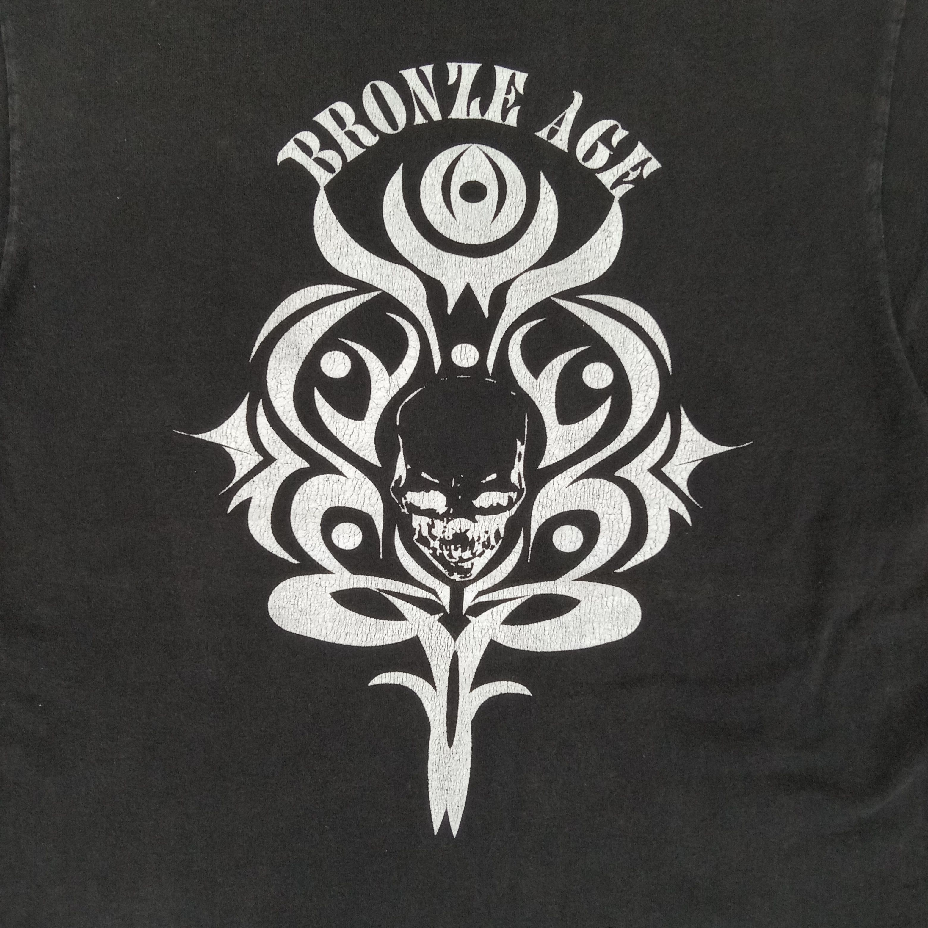 Vintage Bronze Age Surfing Style Skull Art Tshirt Size US M / EU 48-50 / 2 - 2 Thumbnail
