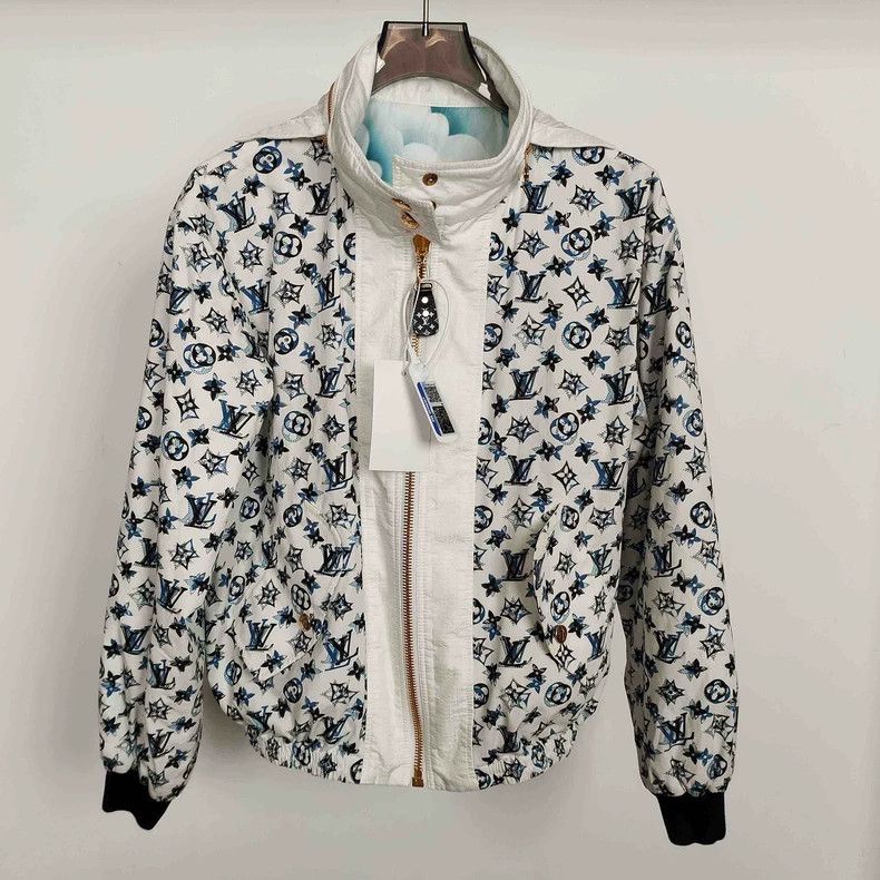 Louis Vuitton Louis Vuitton Double-sided blue and white assault jacket Size XS / US 0-2 / IT 36-38 - 1 Thumbnail