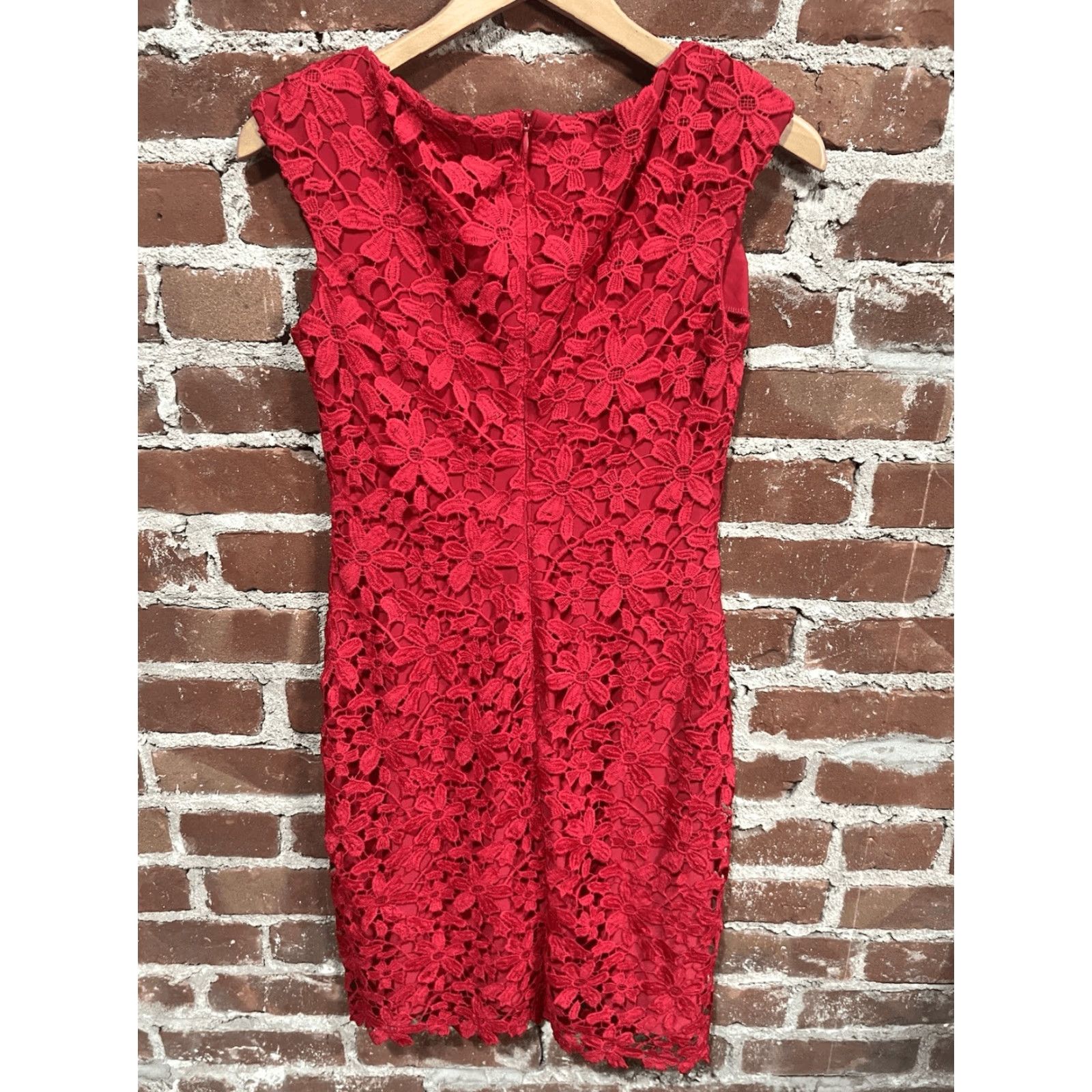 Ralph Lauren Lauren Ralph Lauren Pink Floral Lace Overlay Sheath Dress Size 2 Womens Size XS / US 0-2 / IT 36-38 - 3 Thumbnail