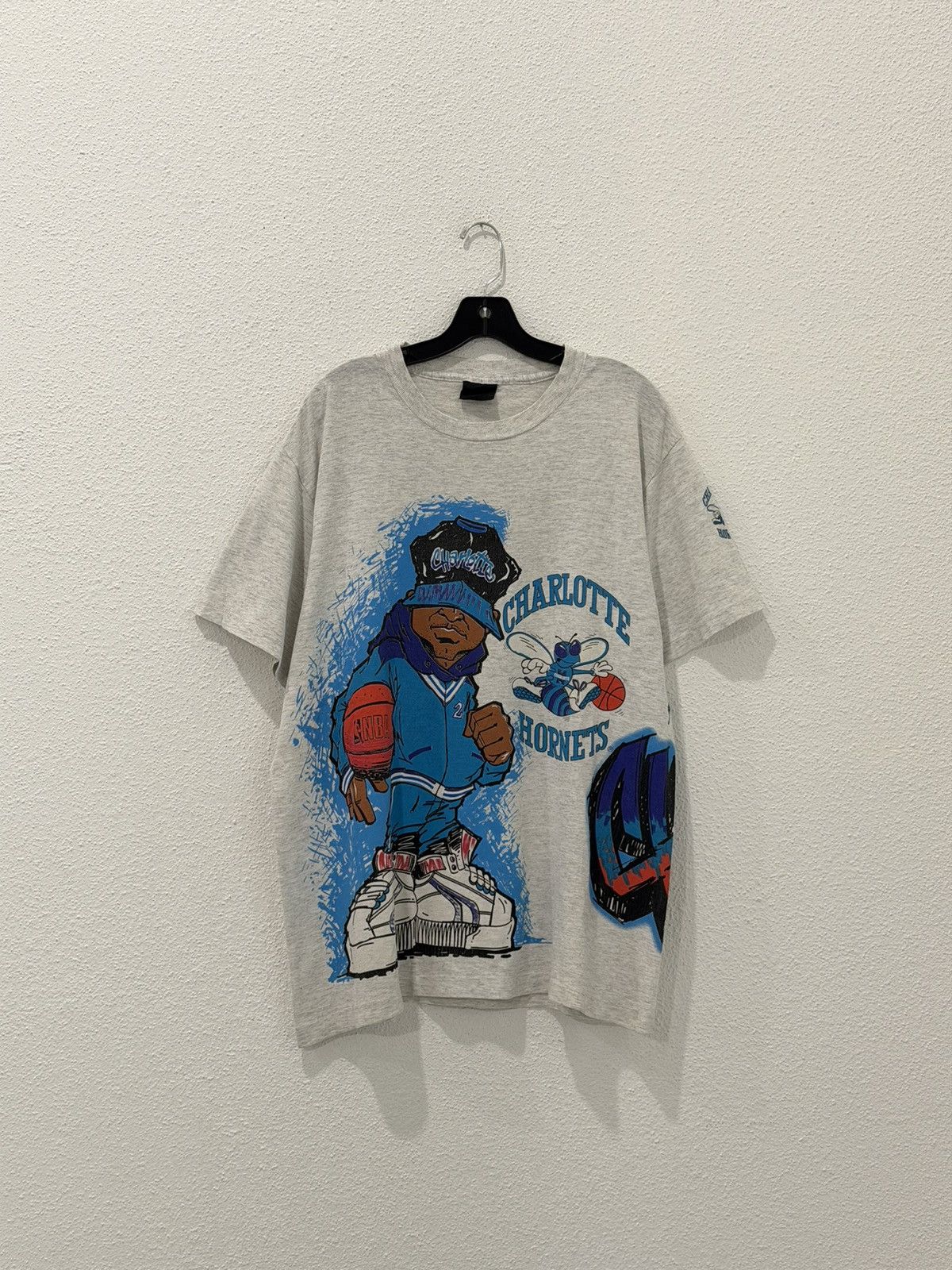 Changes Vintage 90s Charlotte Hornets Rare Wrapped Around Graffiti L Size US L / EU 52-54 / 3 - 1 Thumbnail