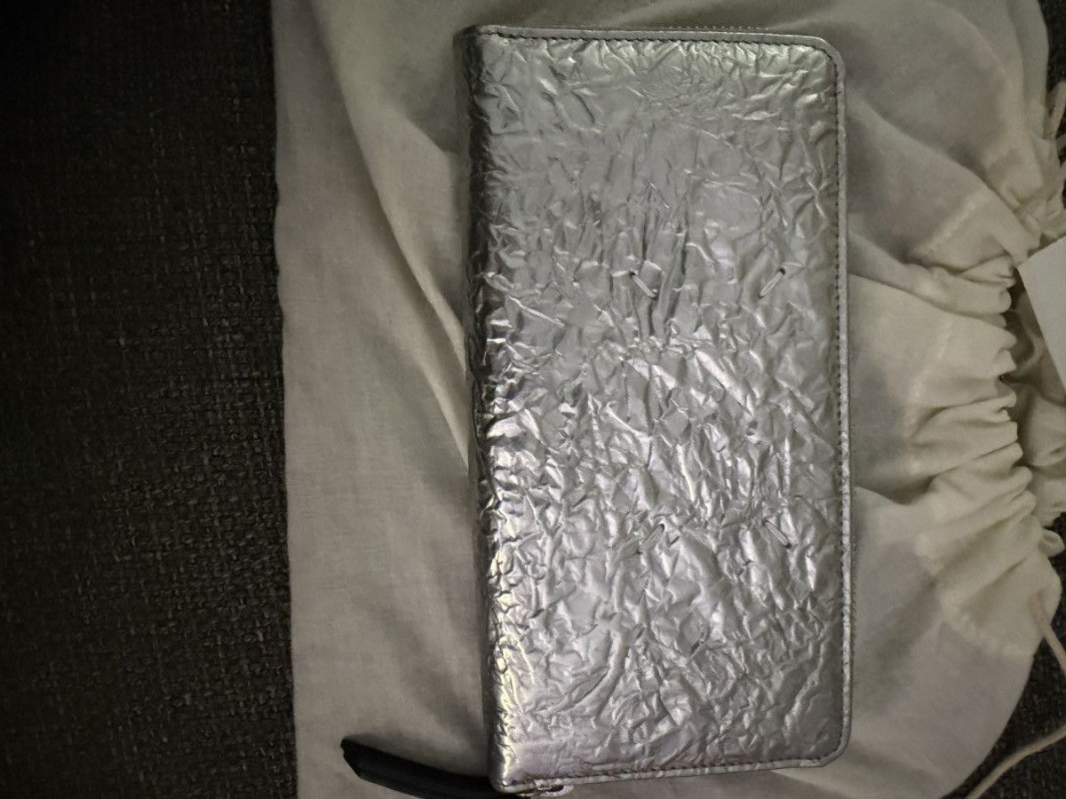 Maison Margiela Margiela crinkle metallic zip leather wallet Size ONE SIZE - 2 Thumbnail