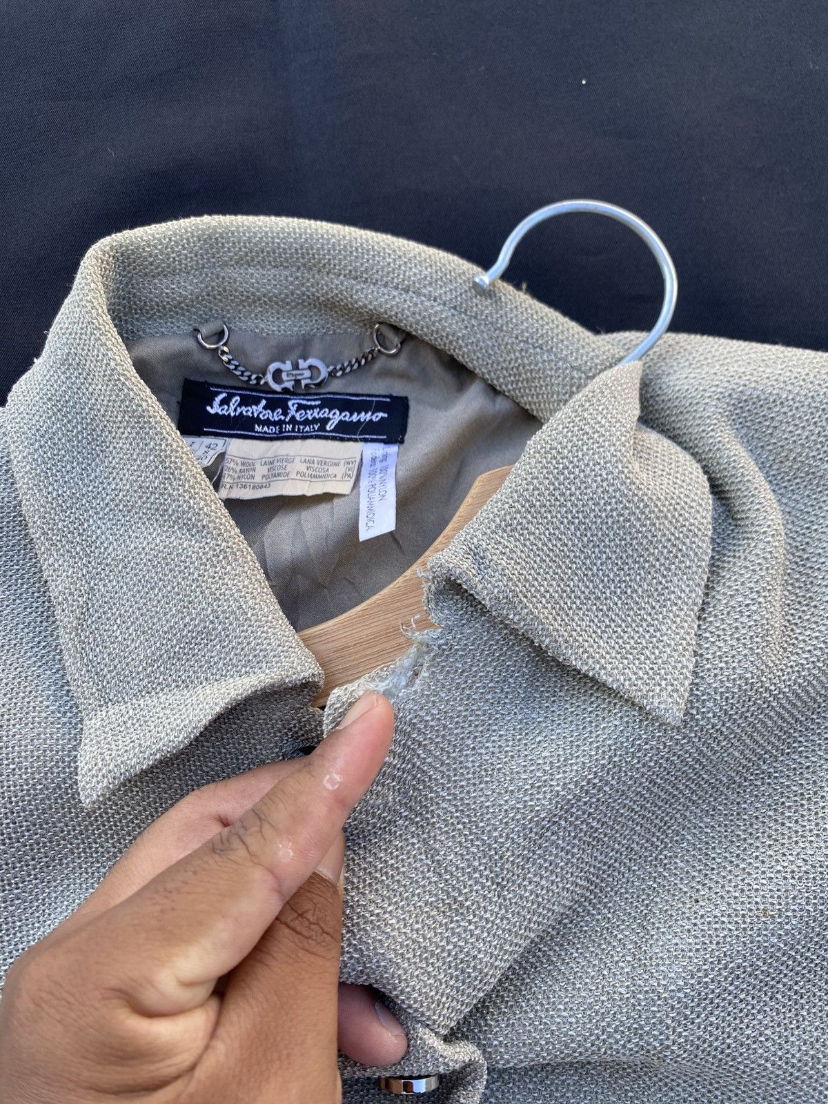 Salvatore Ferragamo Vintage 90s Salvatore Ferragamo Classic Collar Wool Coat Size 34R - 15 Thumbnail