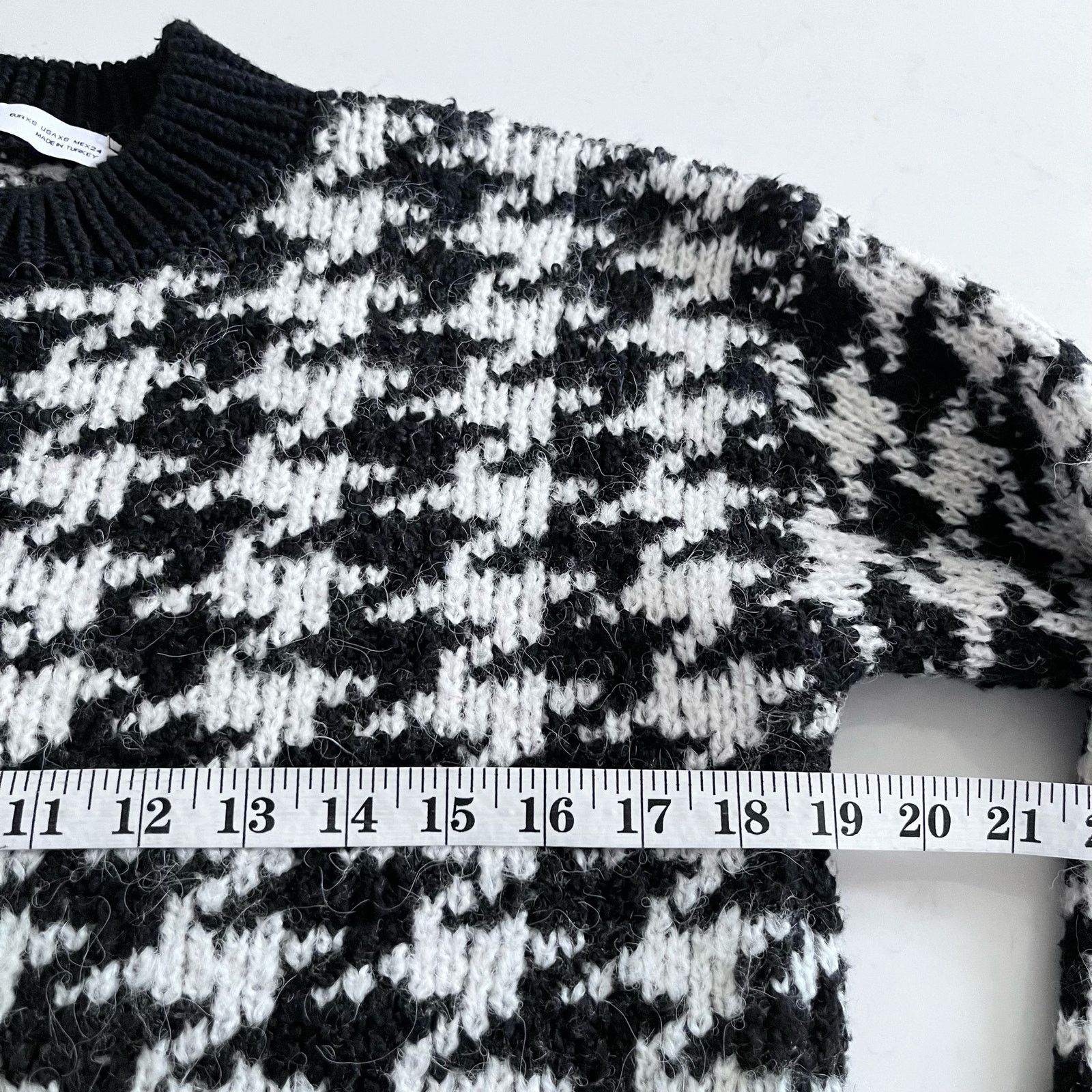Zara Zara Black White Houndstooth Knit Crewneck Pullover Sweater Size XS / US 0-2 / IT 36-38 - 6 Thumbnail