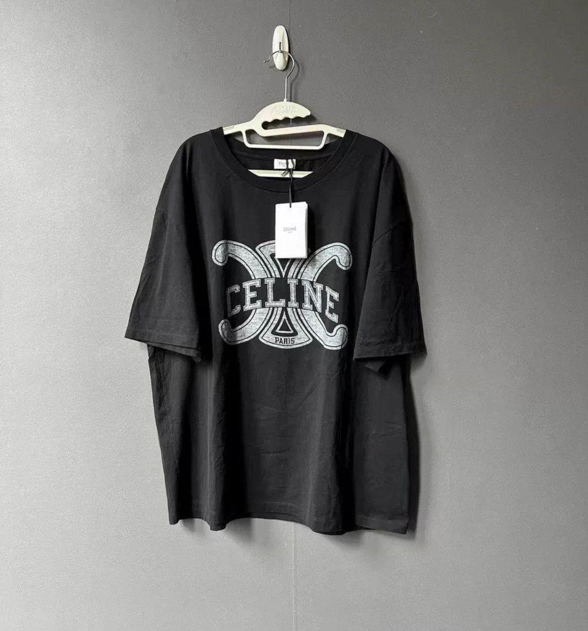 Celine アーケードデザイン Tシャツ~ Celine Celine Black Arc de Triomphe Large Logo Short Sleeve