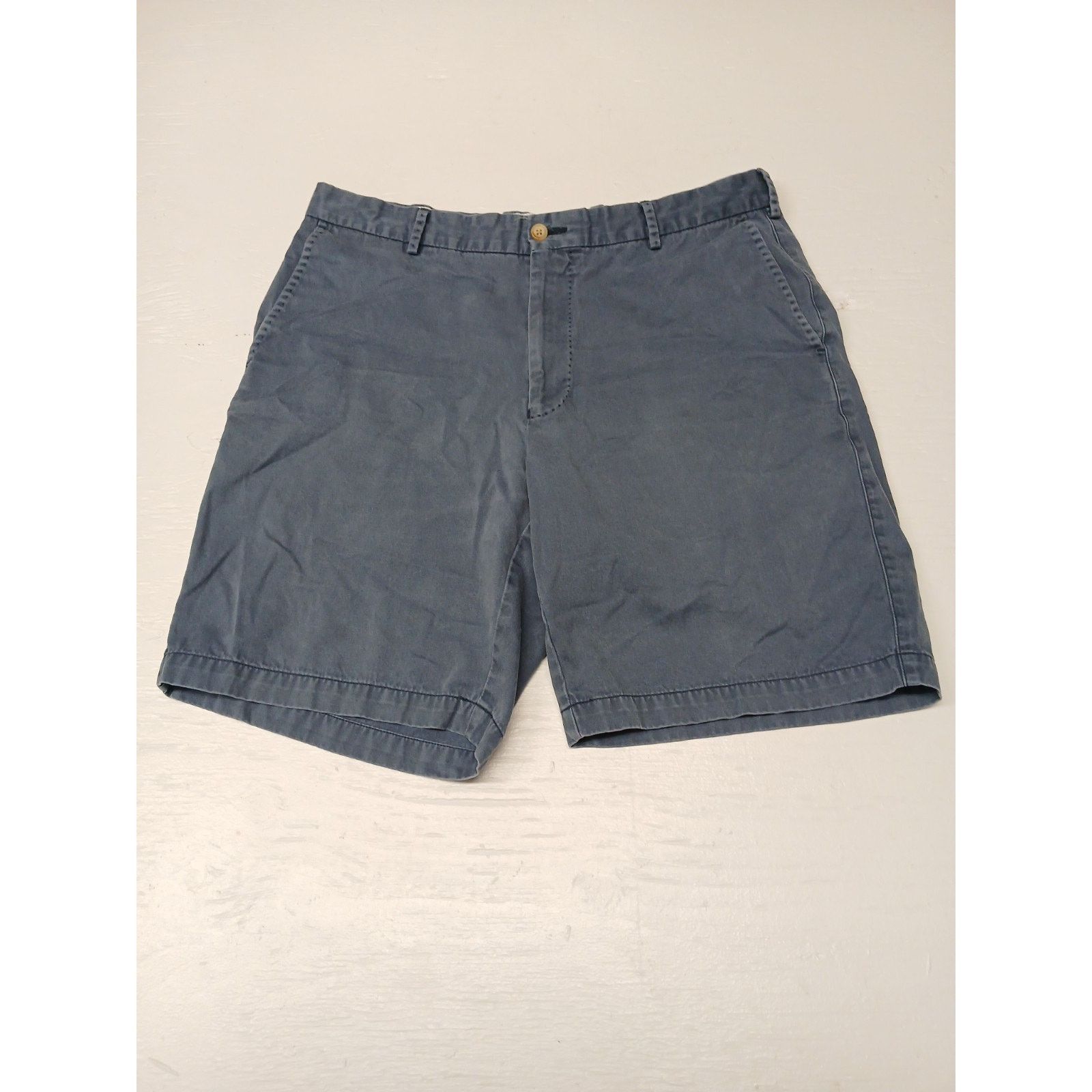 Peter Millar Peter Millar (36) Faded Blue Casual Khaki Dress Shorts Size US 36 / EU 52 - 1 Thumbnail