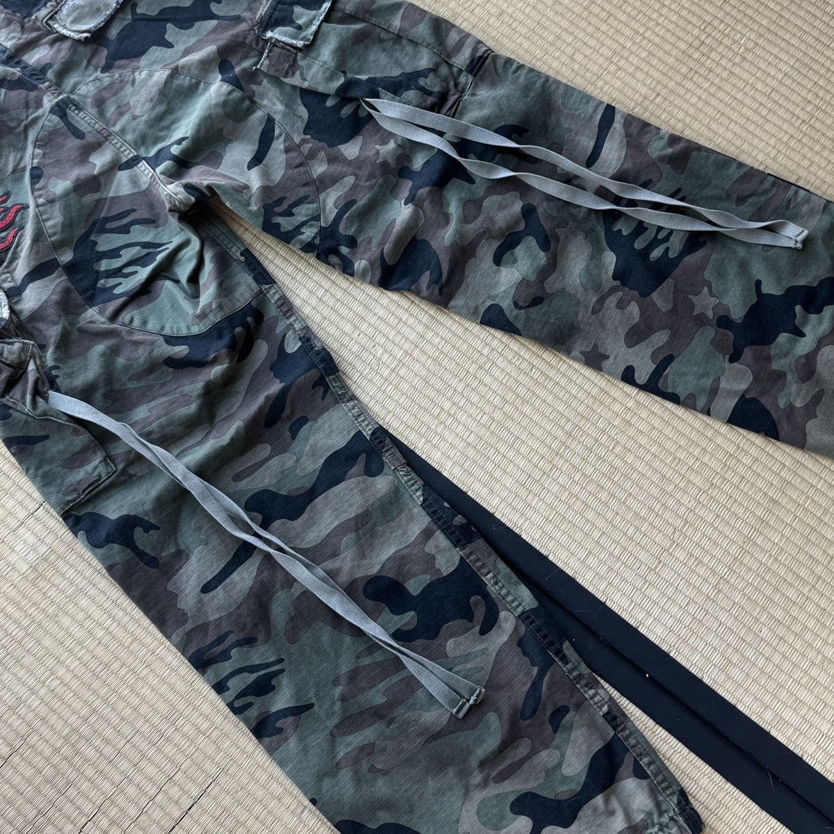 HELLSTAR Hellstar Cargo Pants in Camo Green Size US 32 / EU 48 - 5 Thumbnail