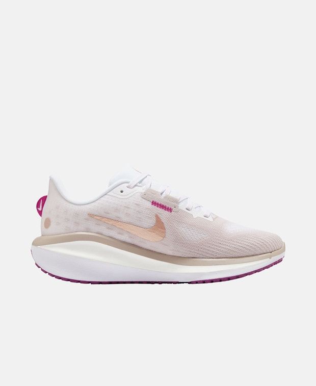 Nike Vomero 17 Running Shoes, Women's (Size 9)