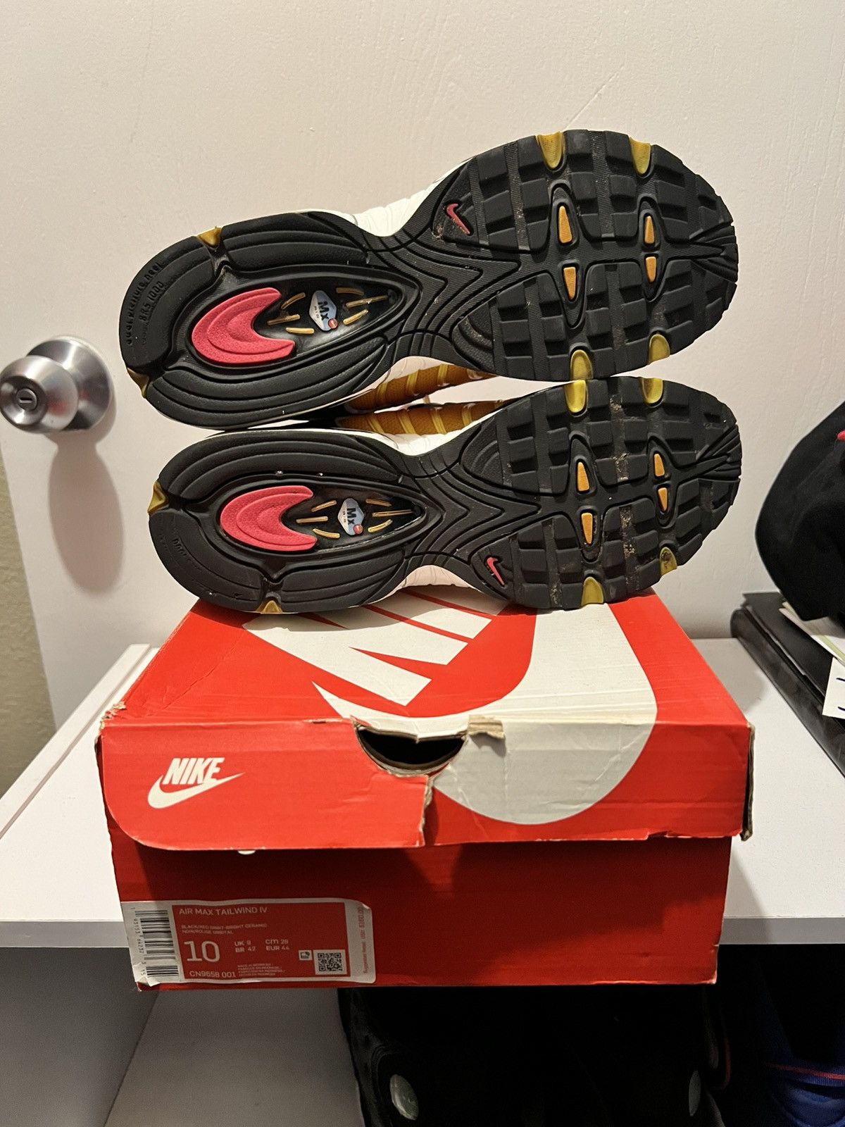 Nike Nike Tailwind IV Size US 10 / EU 43 - 5 Thumbnail