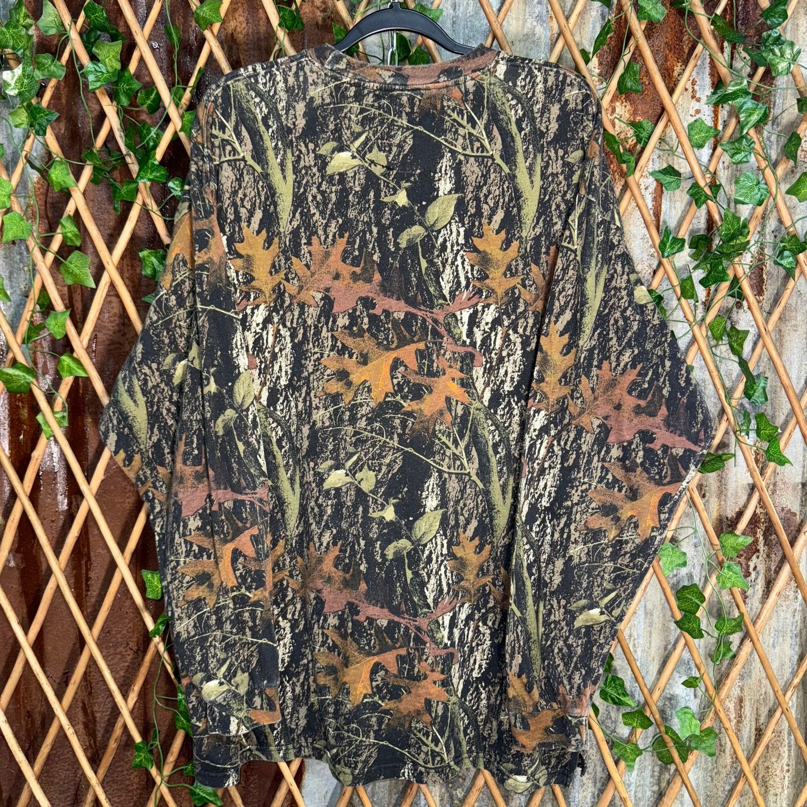 Realtree vintage y2k Canyon Trail real tree aop camo pocket LS tshirt Size US XXL / EU 58 / 5 - 1 Thumbnail