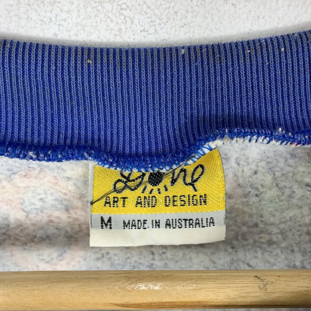 Vintage Vintage KEN DONE AUSTRALIA Art Design Overprint Sweatshirt Size US M / EU 48-50 / 2 - 4 Thumbnail