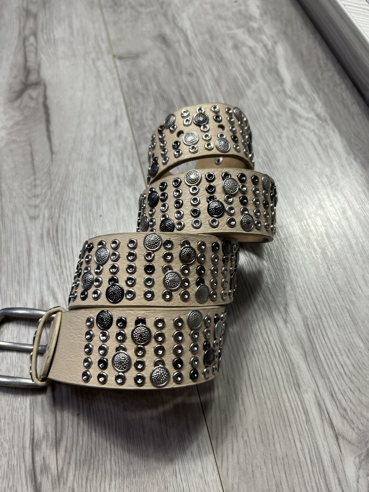 Vintage Vintage Avant Garde Studded Leather Belt Y2K Style Size ONE SIZE - 3 Thumbnail