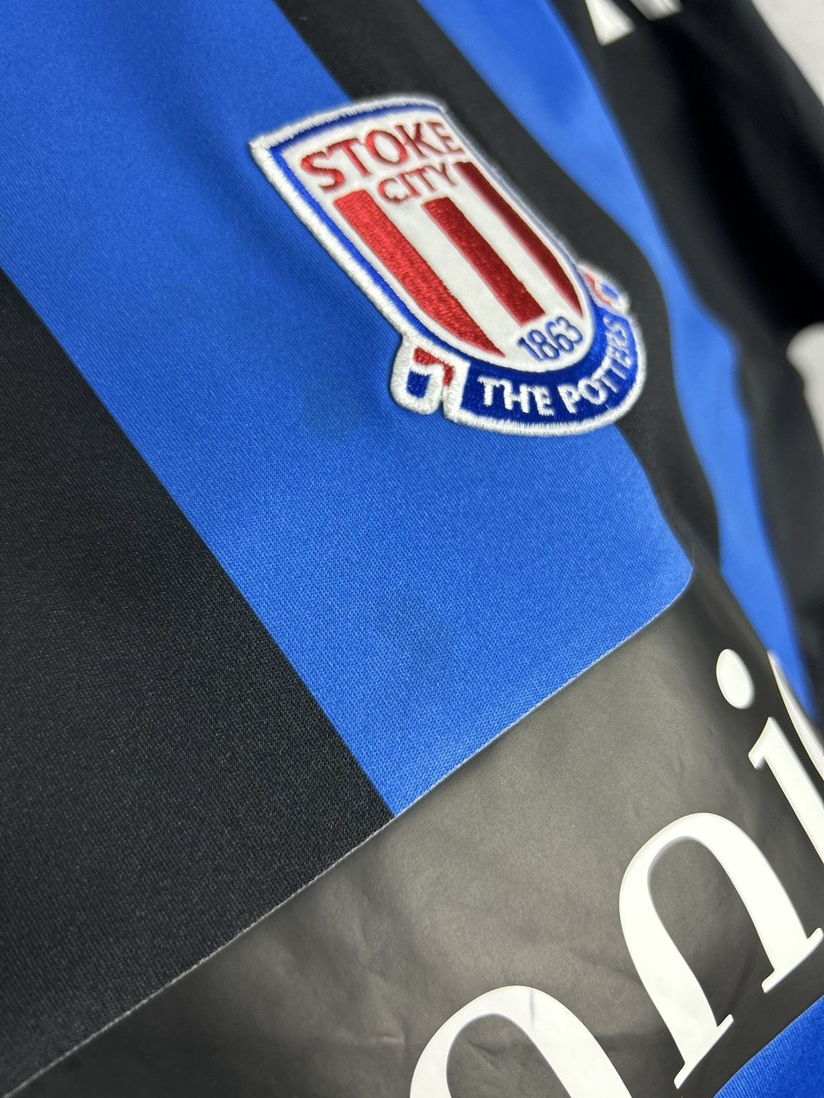 Adidas Stoke City 2011/12 Adidas Away Soccer Football Jersey Shirt Size US L / EU 52-54 / 3 - 6 Thumbnail