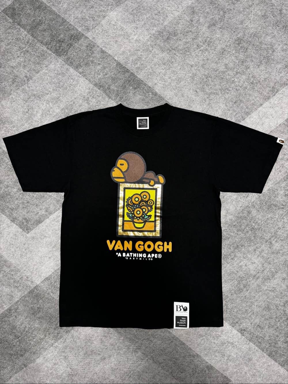 Bape A Bathing Ape x Van Gogh Sunflowers T-Shirt XL Size US XL / EU 56 / 4 - 1 Thumbnail