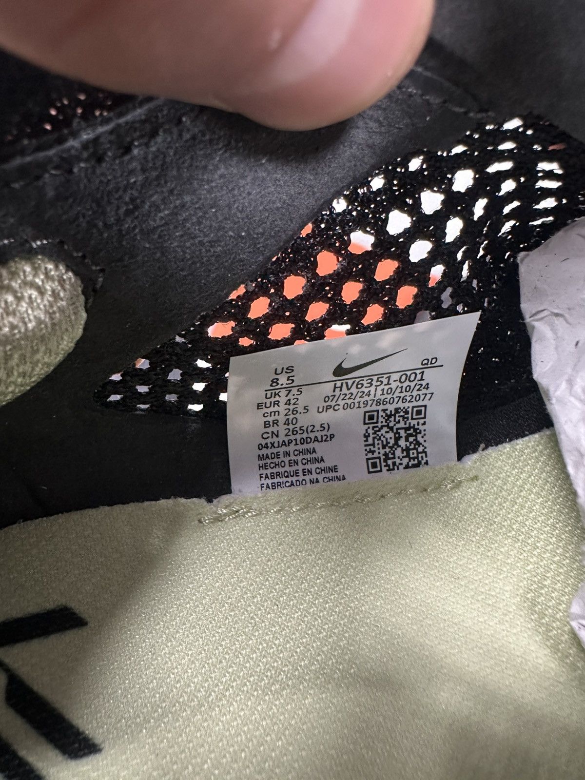 Nike Nike ZoomX Vaporfly Next% 3 Size US 7 / EU 40 - 7 Thumbnail