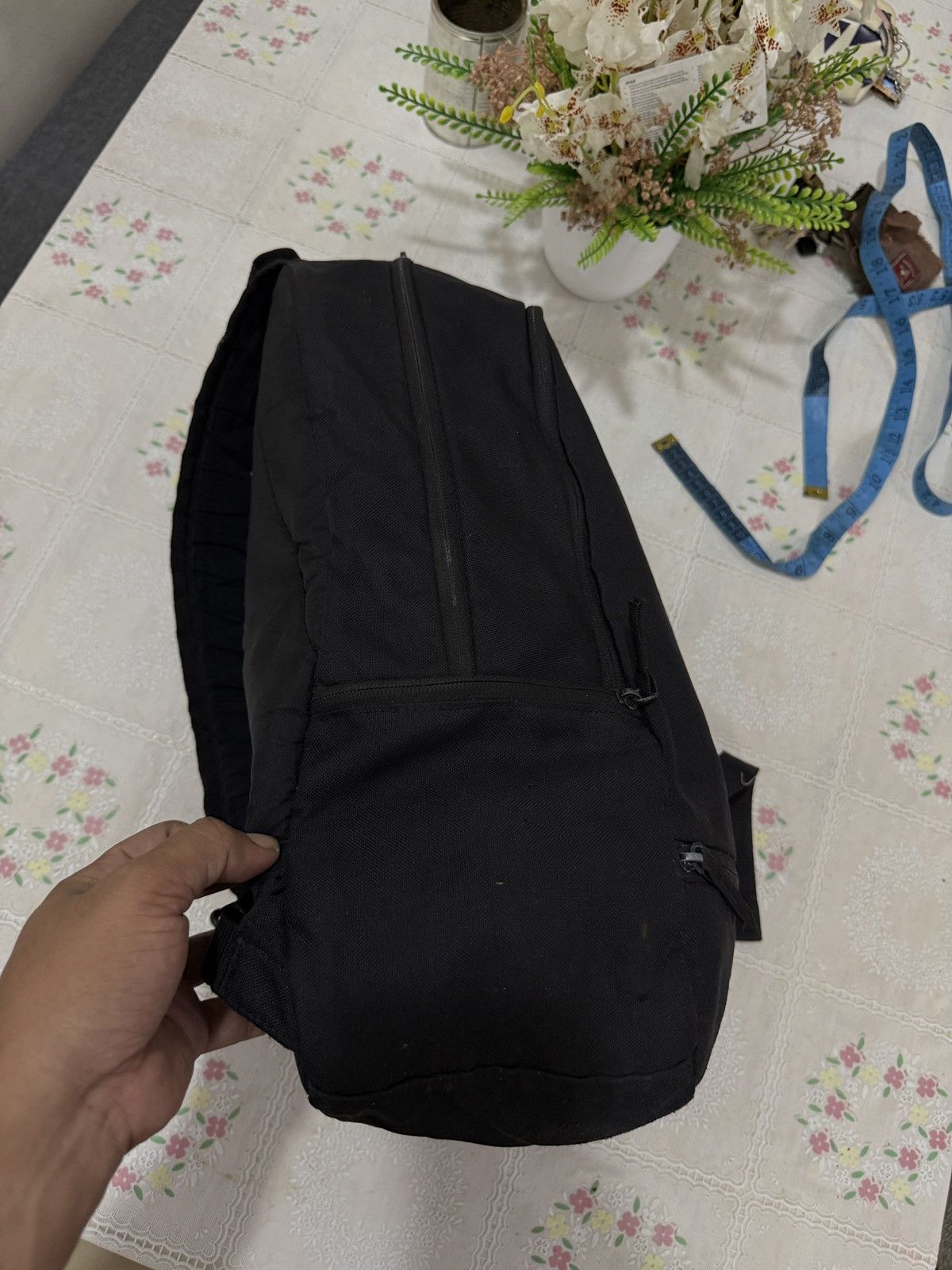 Nike 🔥🔥🔥ARCHIVE NIKE BAGPACK Size ONE SIZE - 5 Thumbnail