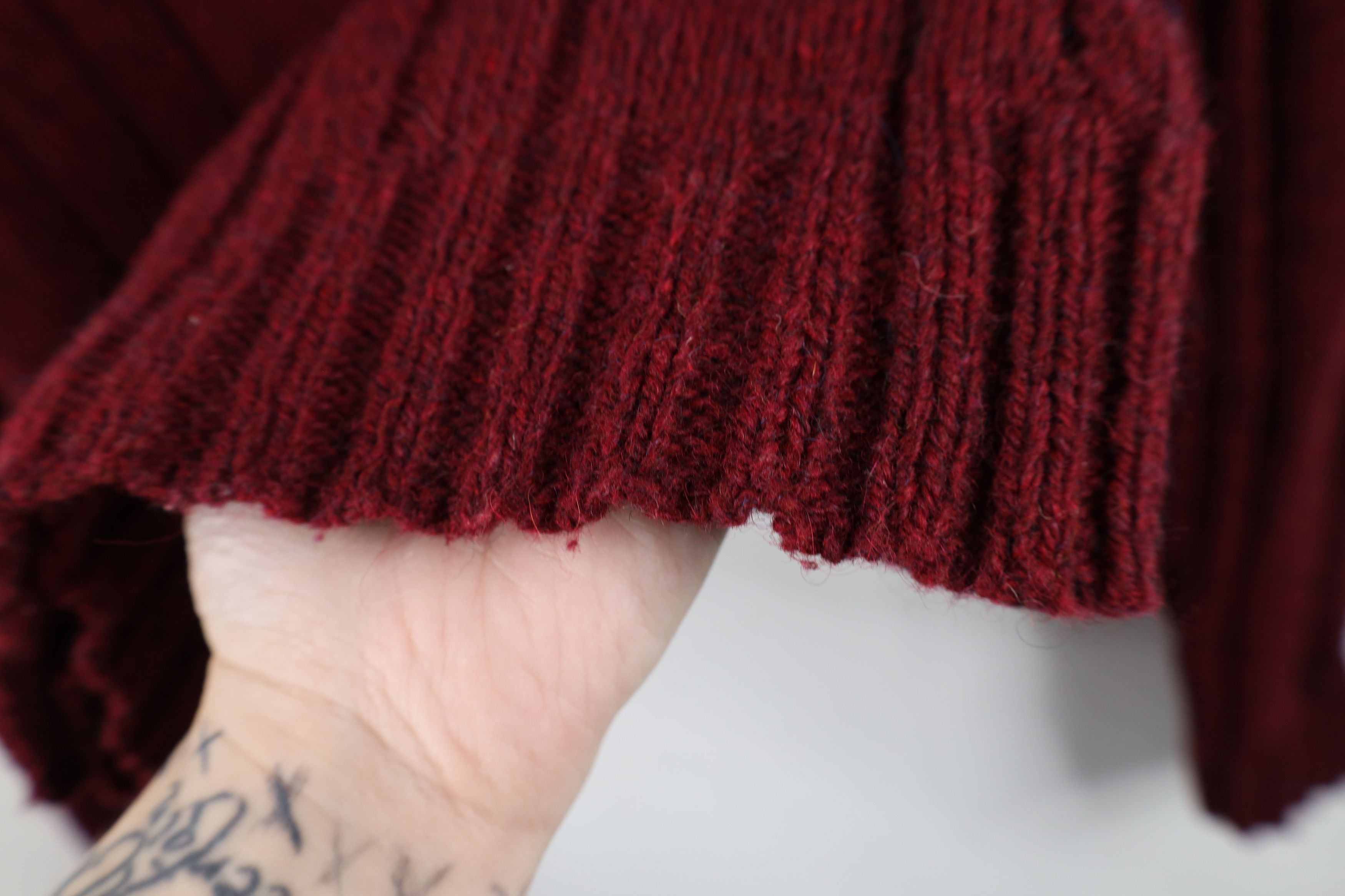 Vintage Vintage 60s Streetwear Ribbed Knit Cardigan Sweater Red USA Size US L / EU 52-54 / 3 - 5 Thumbnail