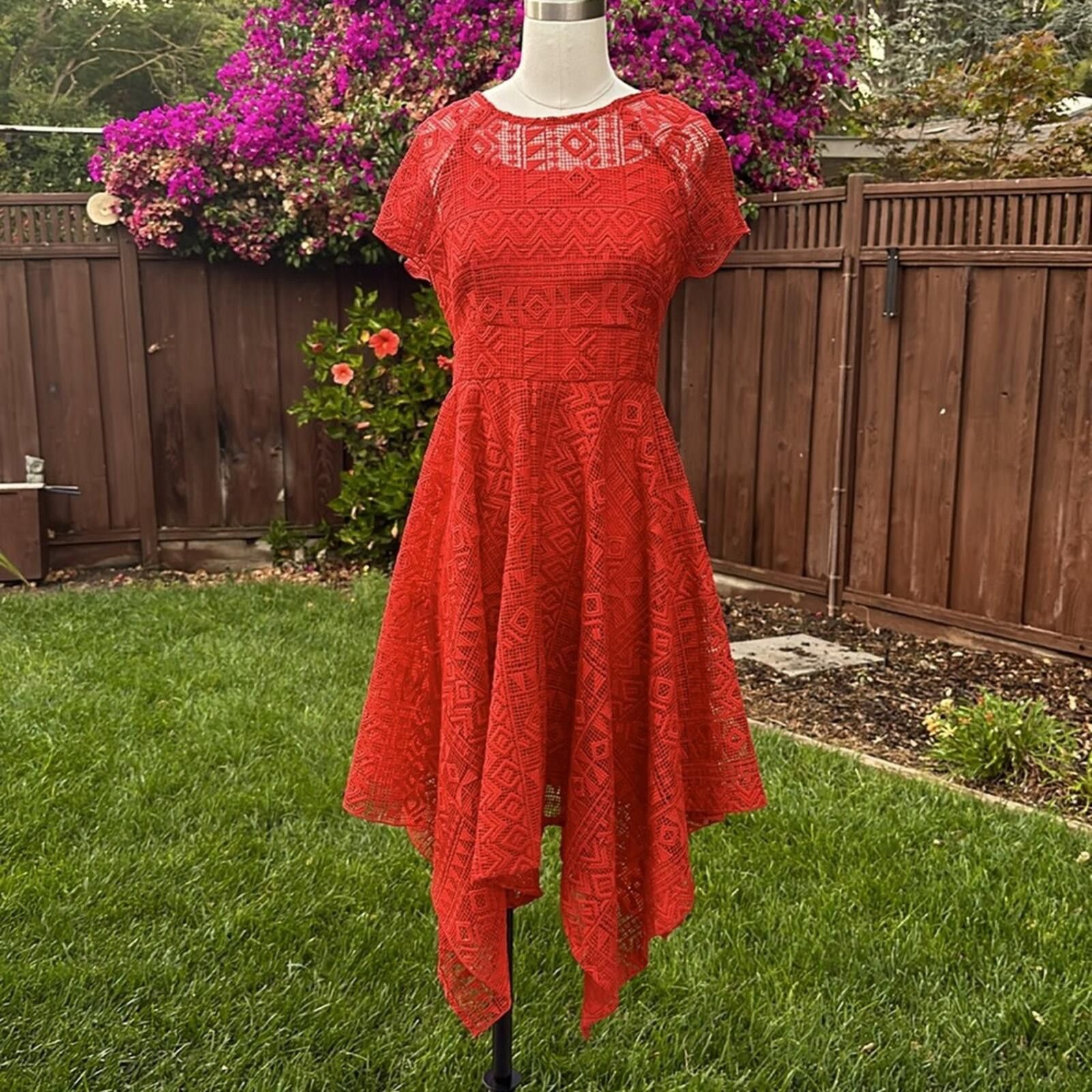 Other Maeve Prima Lace Handkerchief Dress Size S / US 4 / IT 40 - 1 Thumbnail